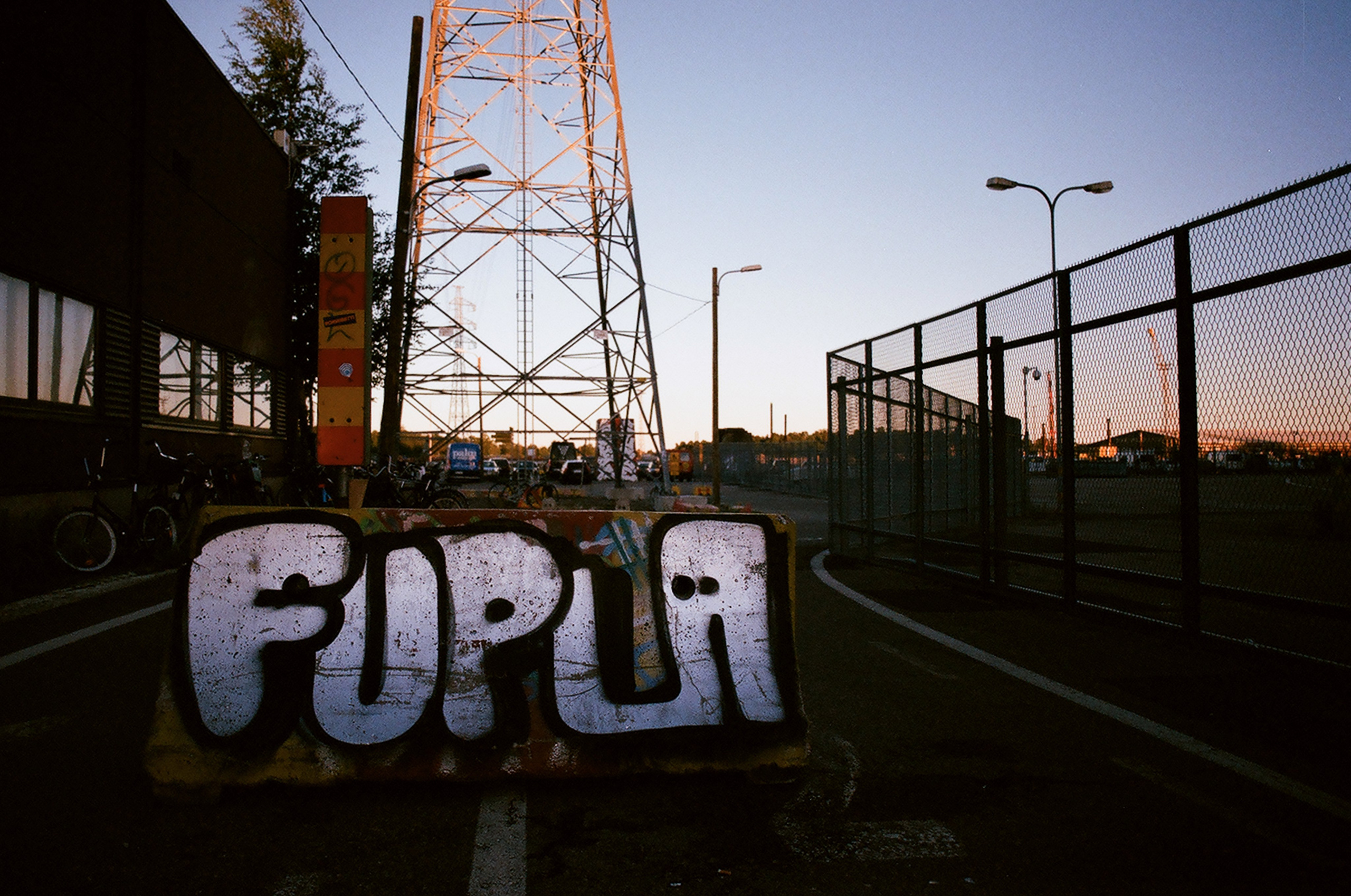 Photographer Yulia Lushnikova, Based in Valencia