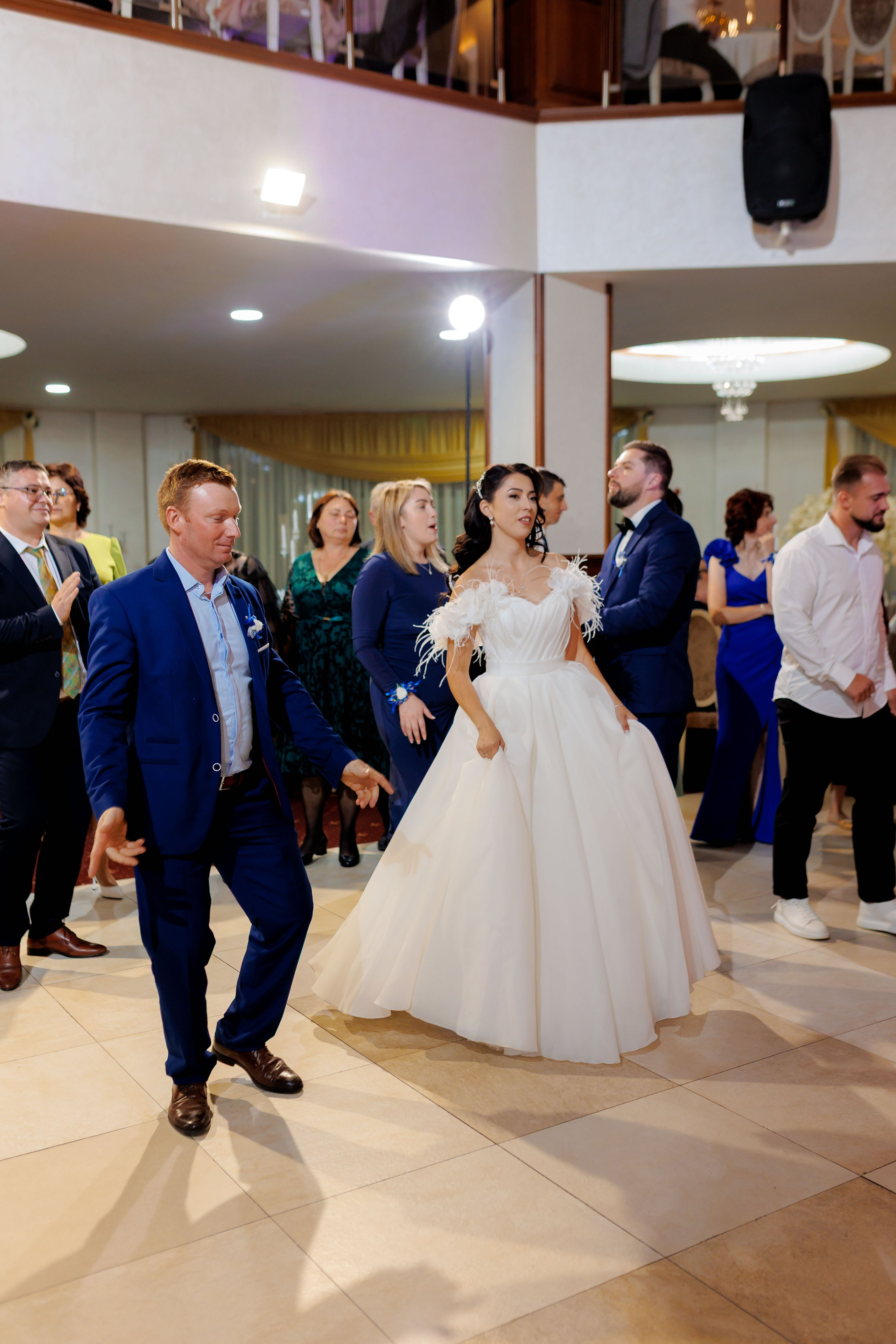 Loredana & Emilian – Ziua Nunții | Videografie - fotografie Botez Suceava, Iași, Botoșani. Servicii foto-video profesionale, pentru momente de neuitat