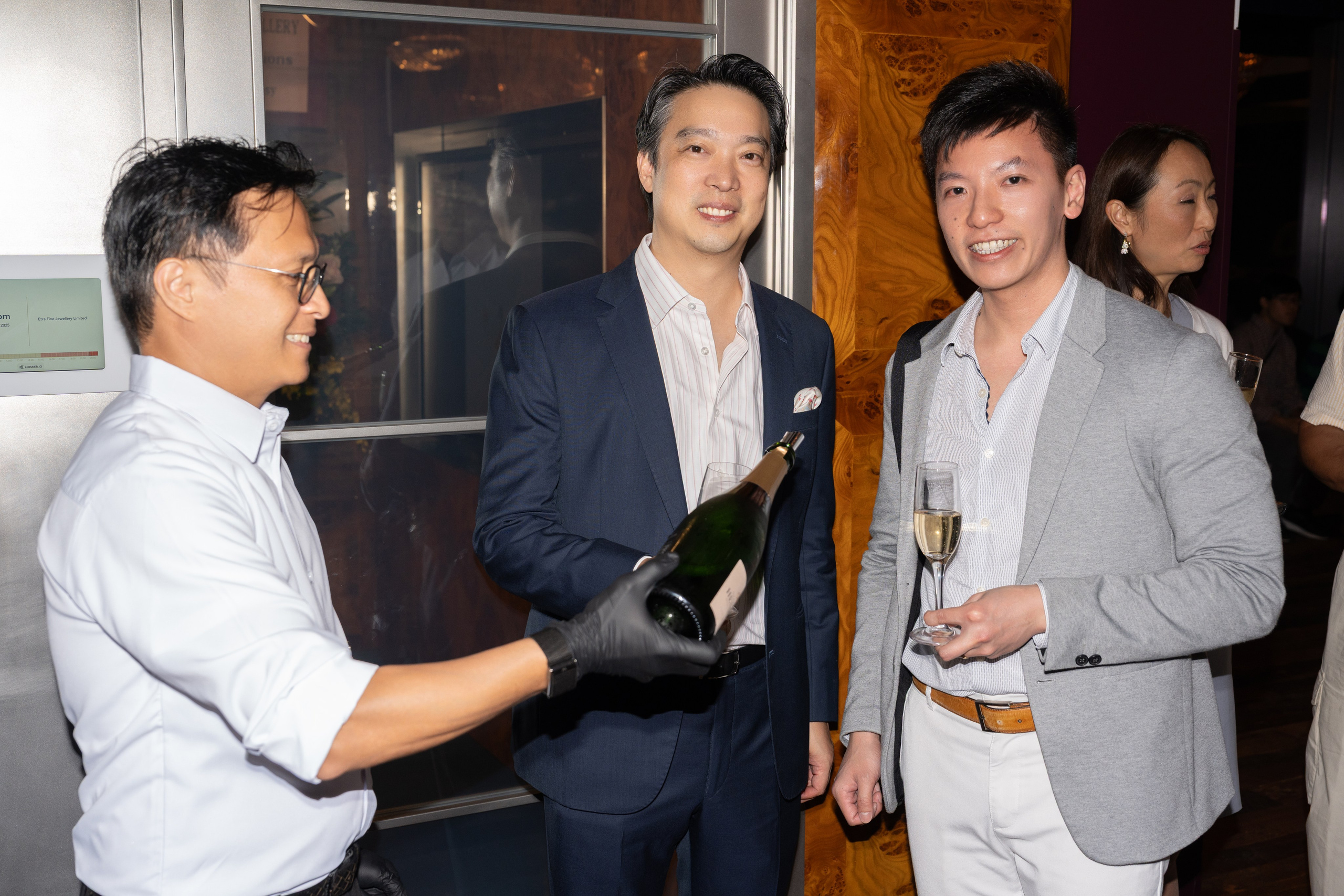 ETRA JEWELLERY. ФОТОГРАФ В ГОНКОНГЕ (СВАДЬБЫ, FASHION, СЕМЕЙНЫЕ, МЕРОПРИЯТИЯ, ФОТОПРОГУЛКИ)