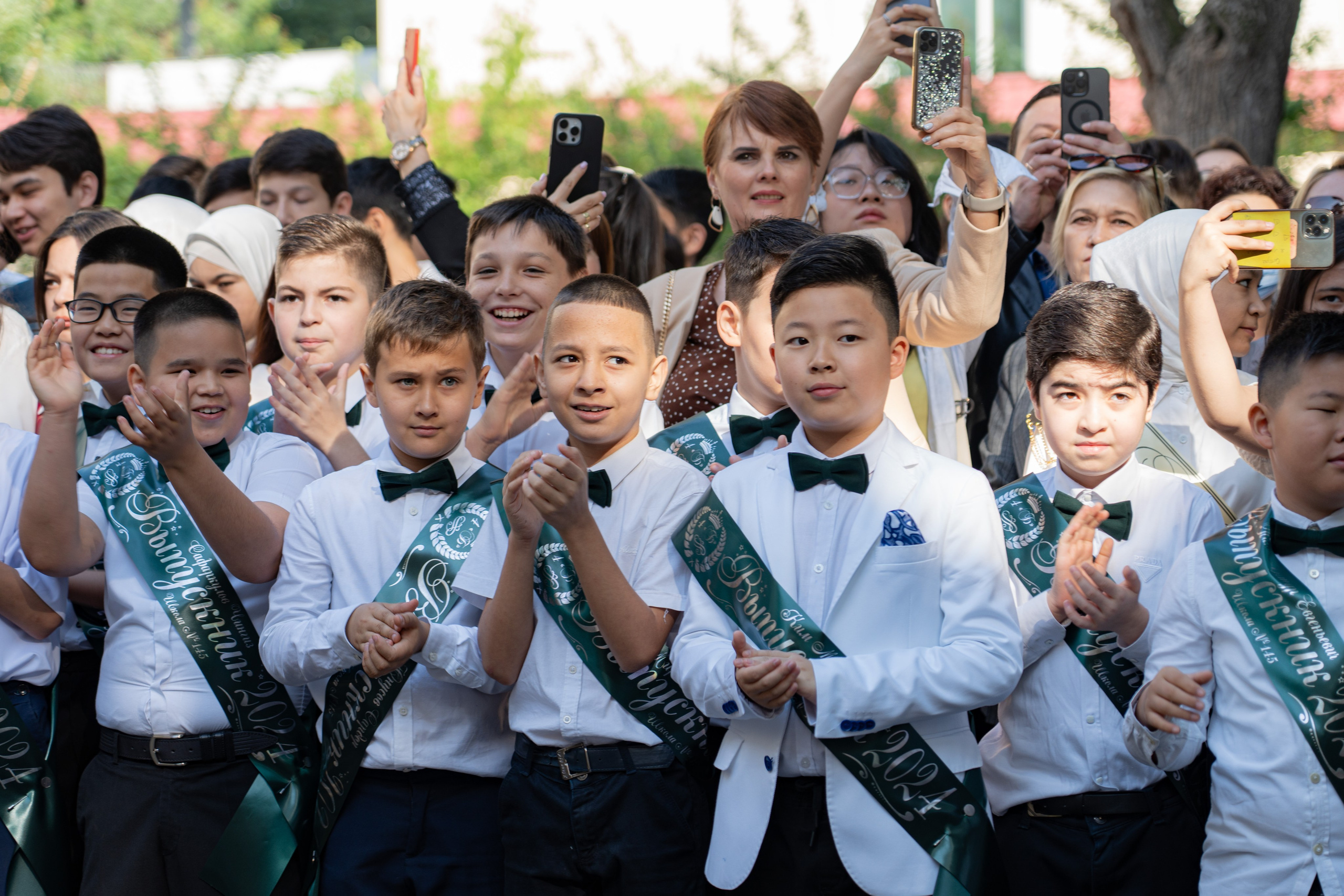 «Последний звонок» в школах Ташкента. Георгий Намазов | Фотограф в Ташкенте