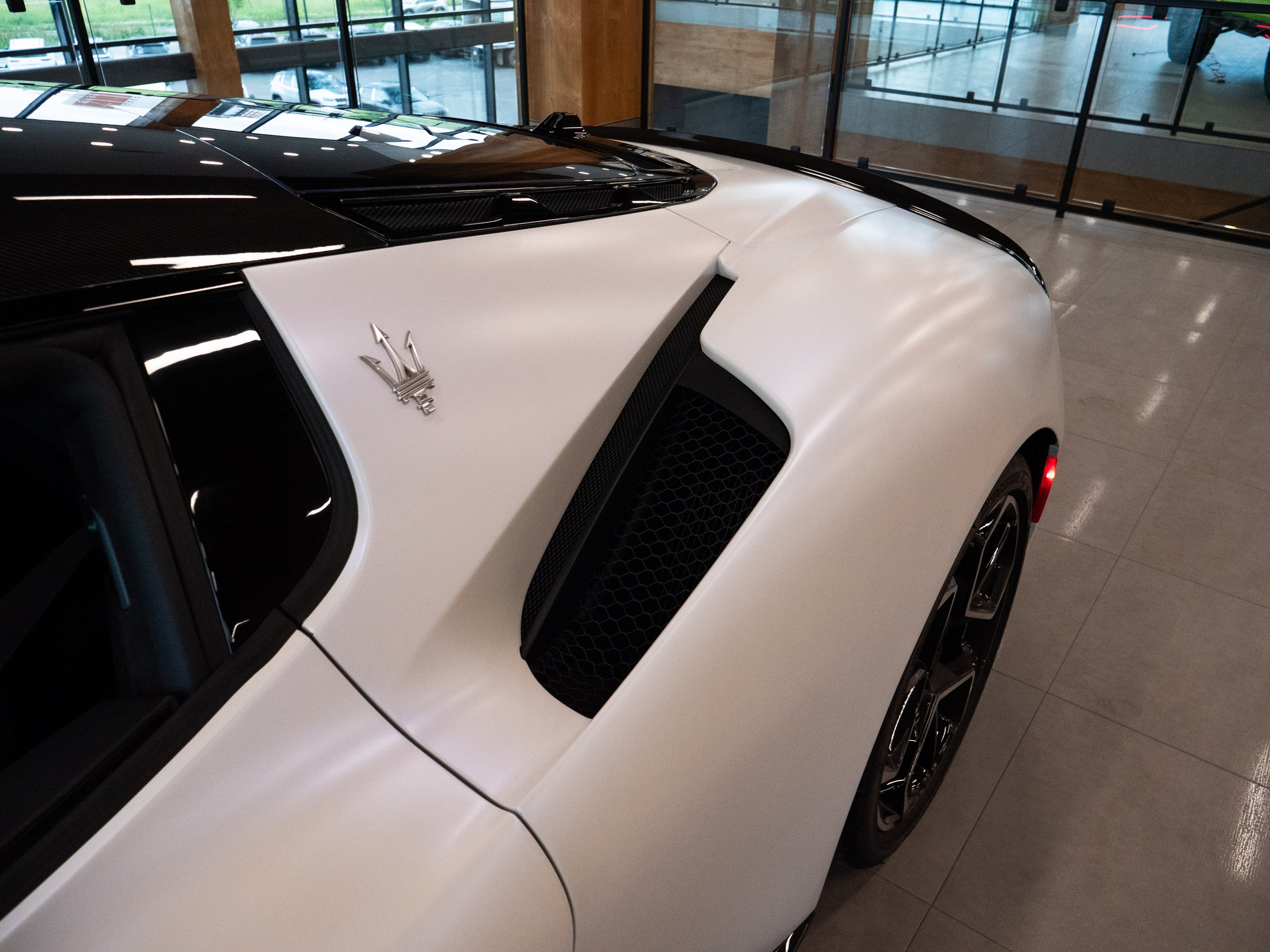 Maserati MC20. Dimitri Ilkov Photography — Capturing Life’s Moments in Edmonton, Cana