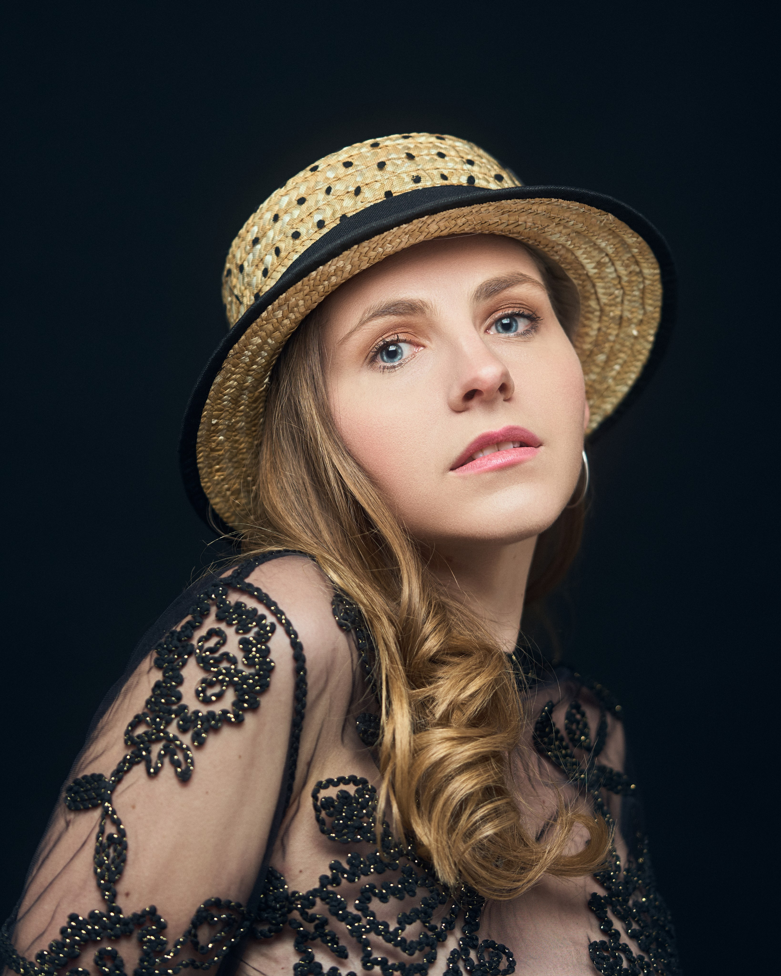 Fotograf, Stuttgart. Portrait, porträt, art, sedcard, studiofotograf stuttgart