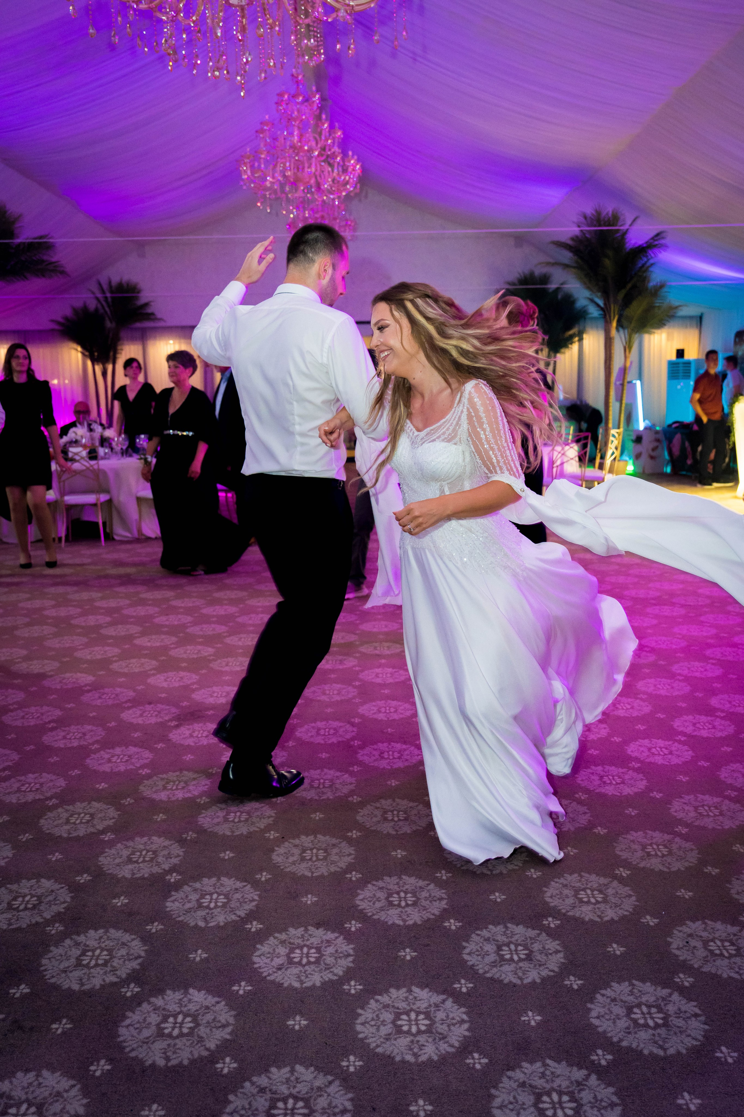 PARTY. Gabriel Florea — Fotograf nuntă București