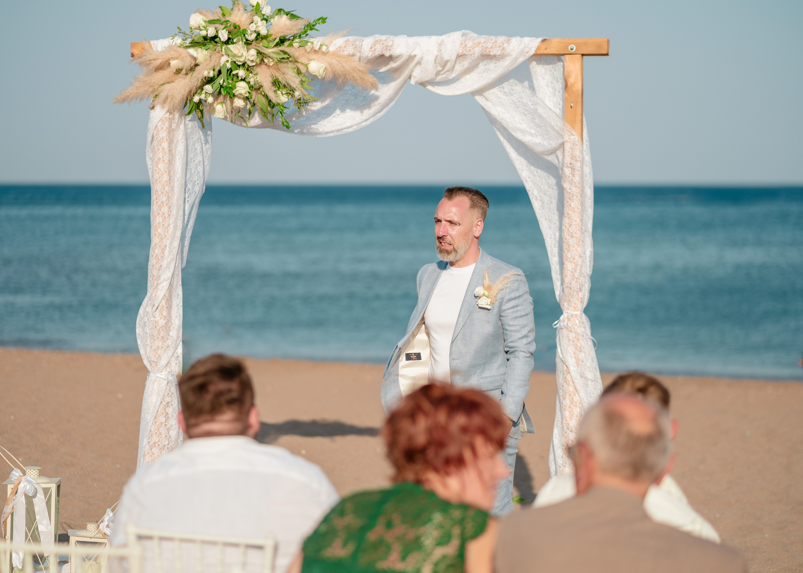 Ken and Elli. Renate Woeste | Wedding planner in Rhodes. Creating dream weddings by the sea. Let’s make your special day unforgettable