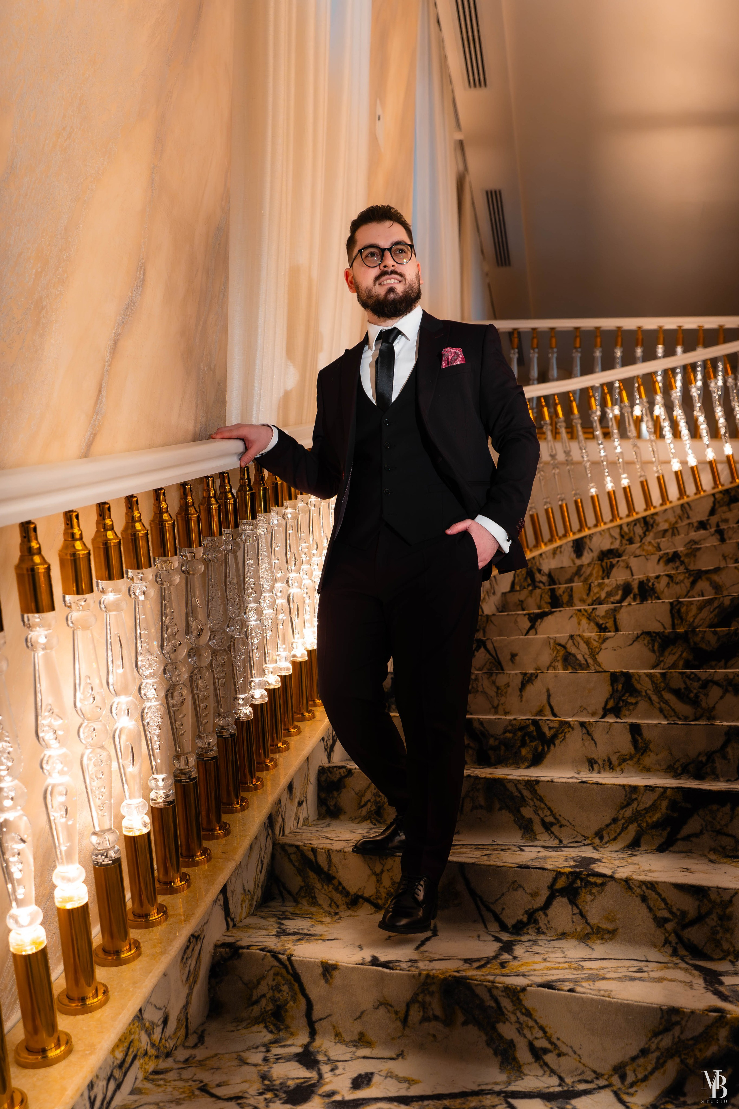 Constantin și Cătălina. MBT STUDIO