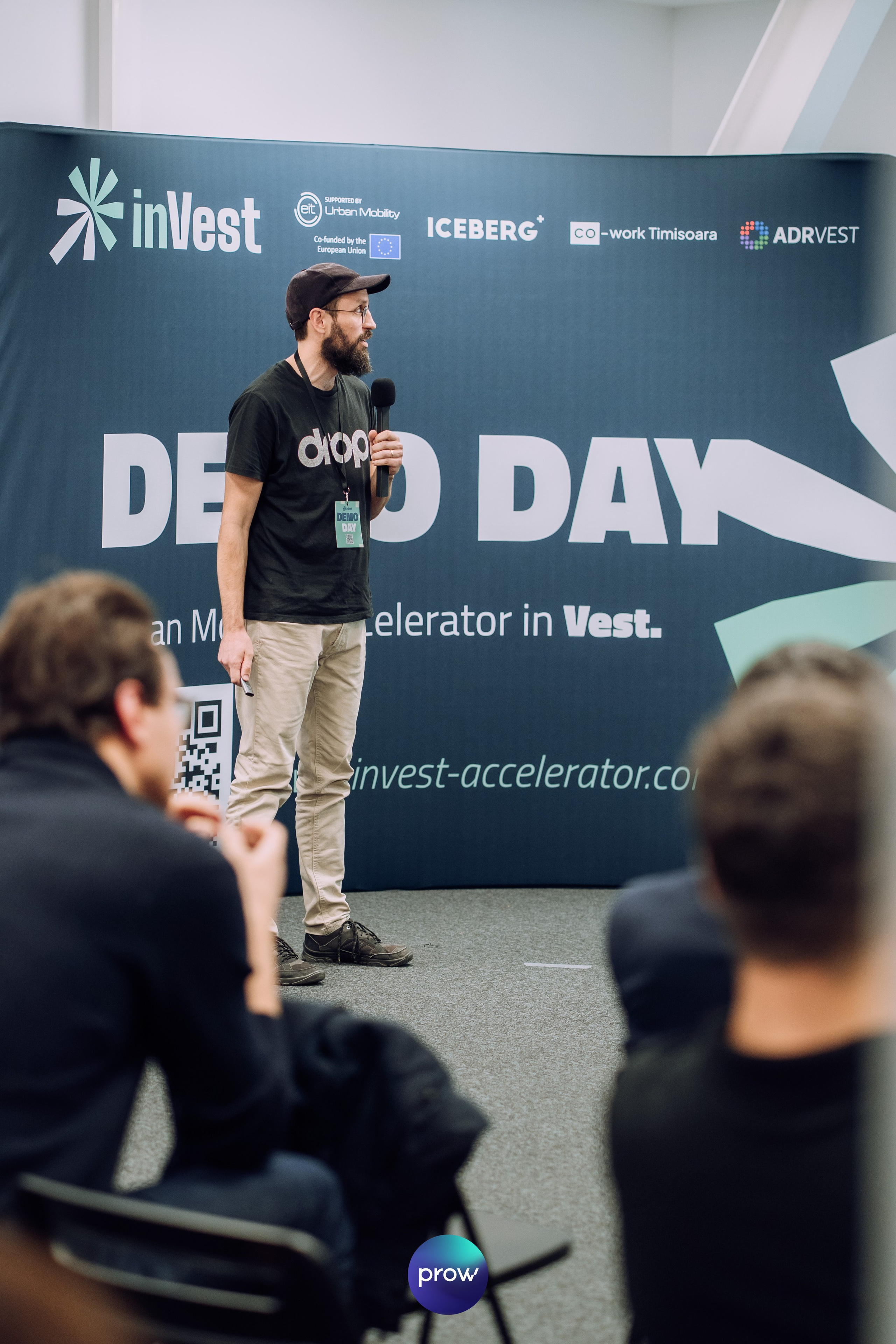InVest DemoDay @ Cowork. Cozac Cristian Photographer