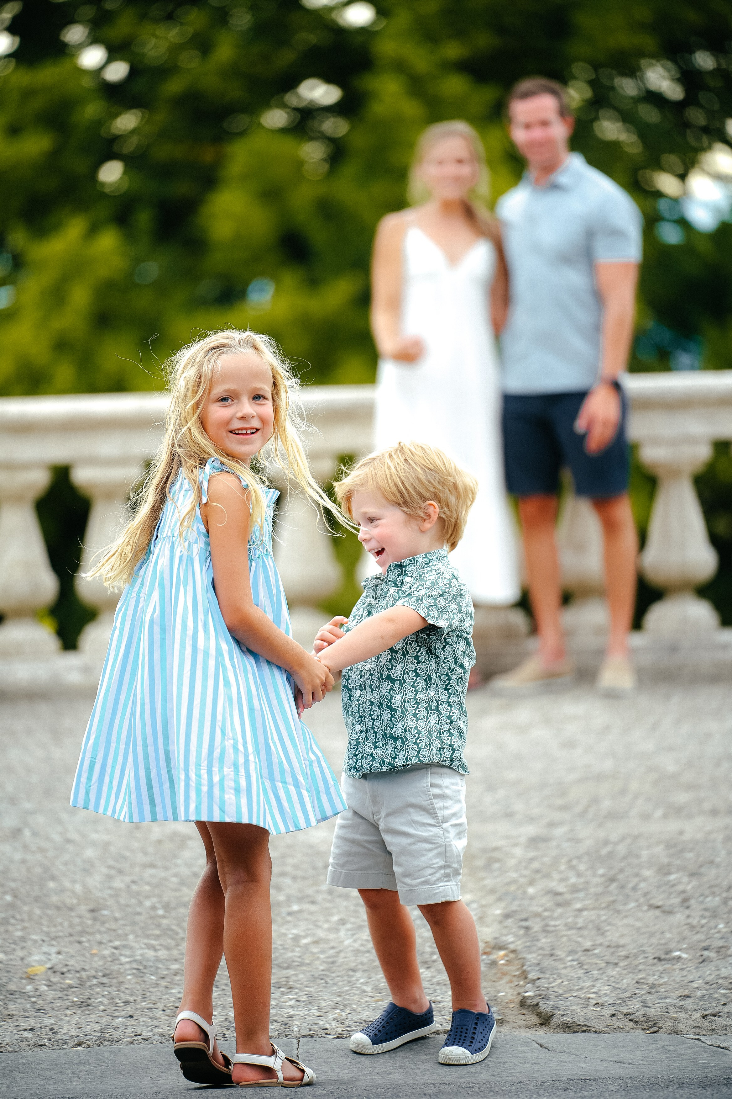 Nicole & Family. Wedding Photographer in Italy