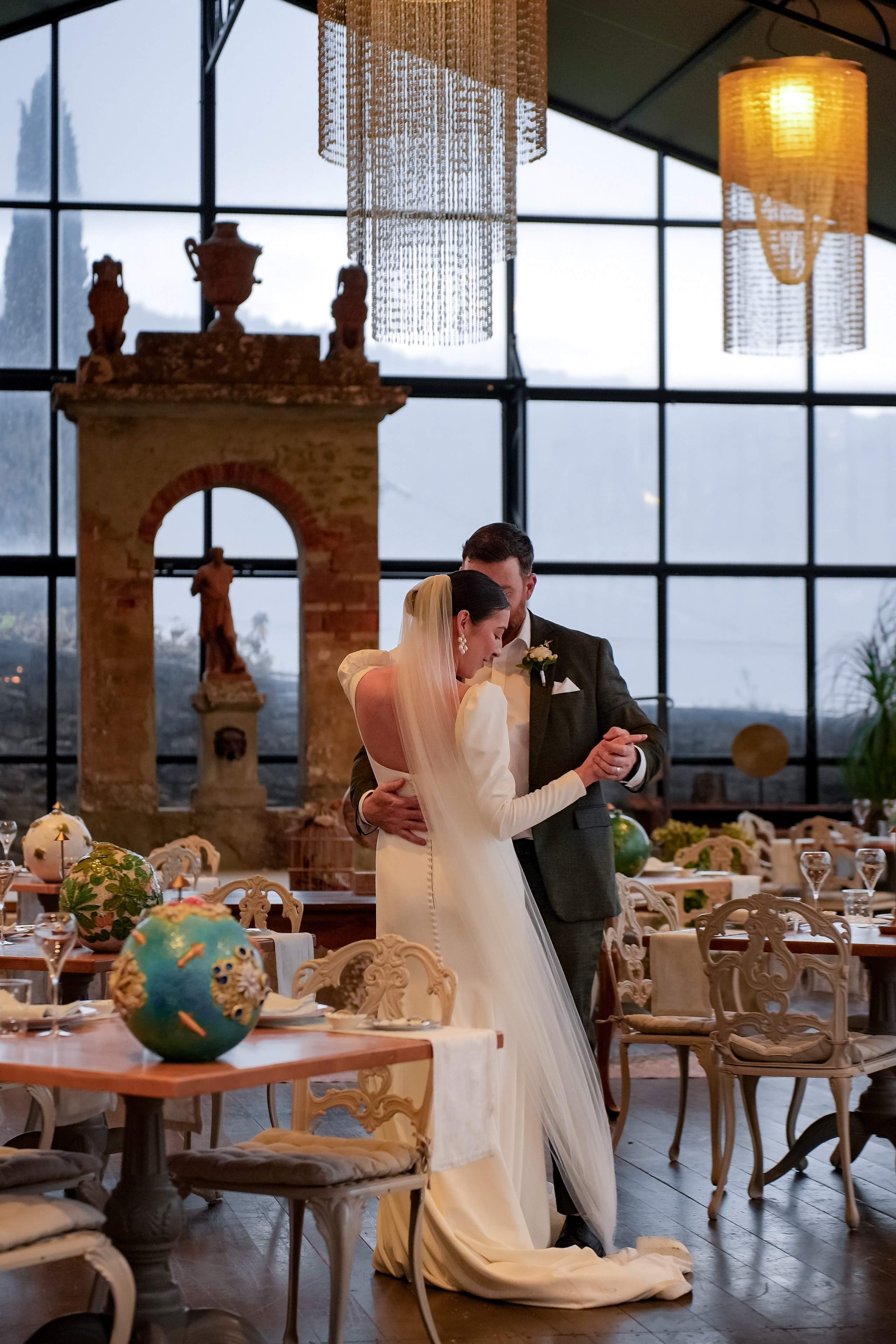Elopment in Cortona. Villa Falconiere. Wedding Photographer in Italy