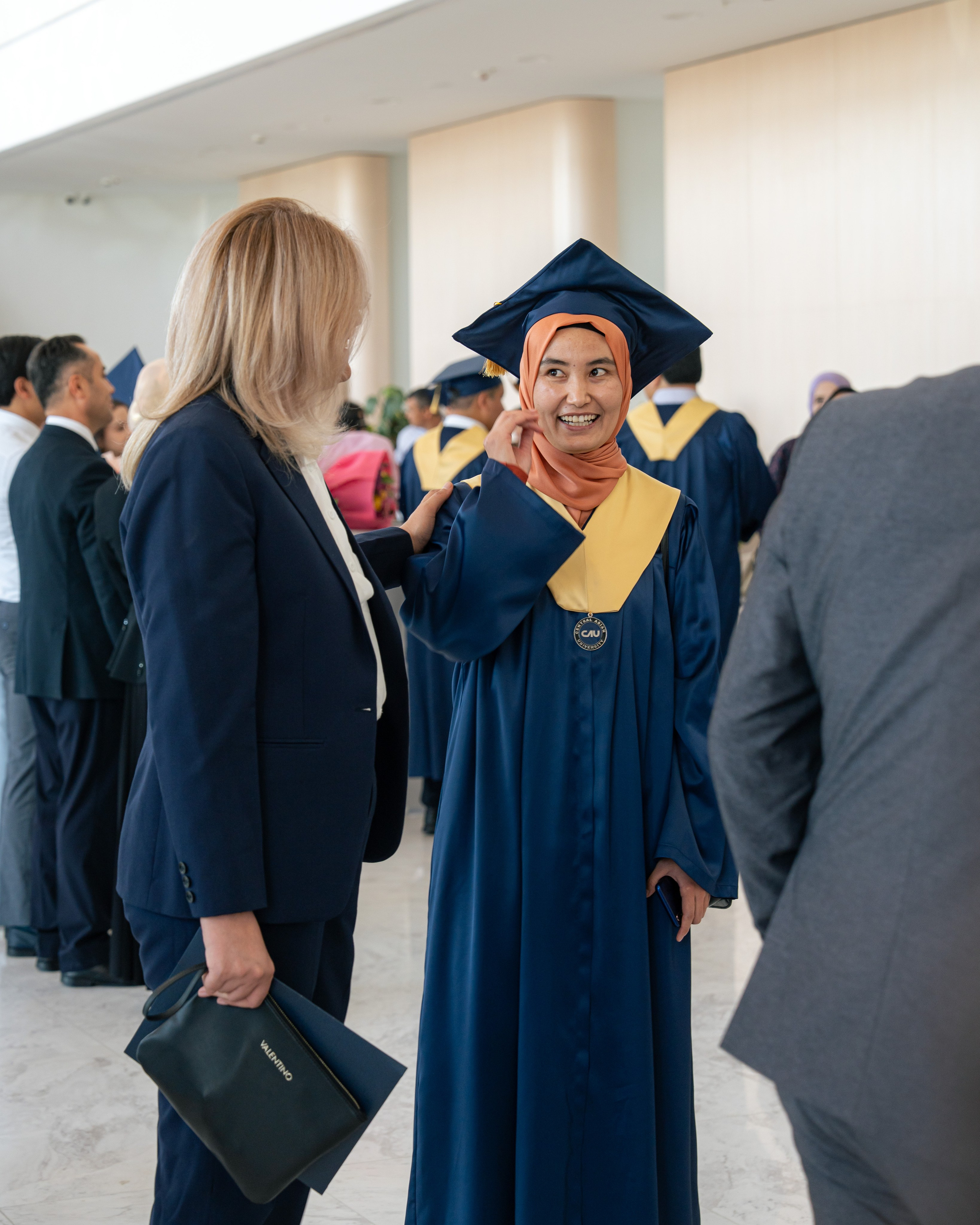 Как Central Asian University провёл одну из самых ярких выпускных церемоний. Георгий Намазов | Фотограф в Ташкенте