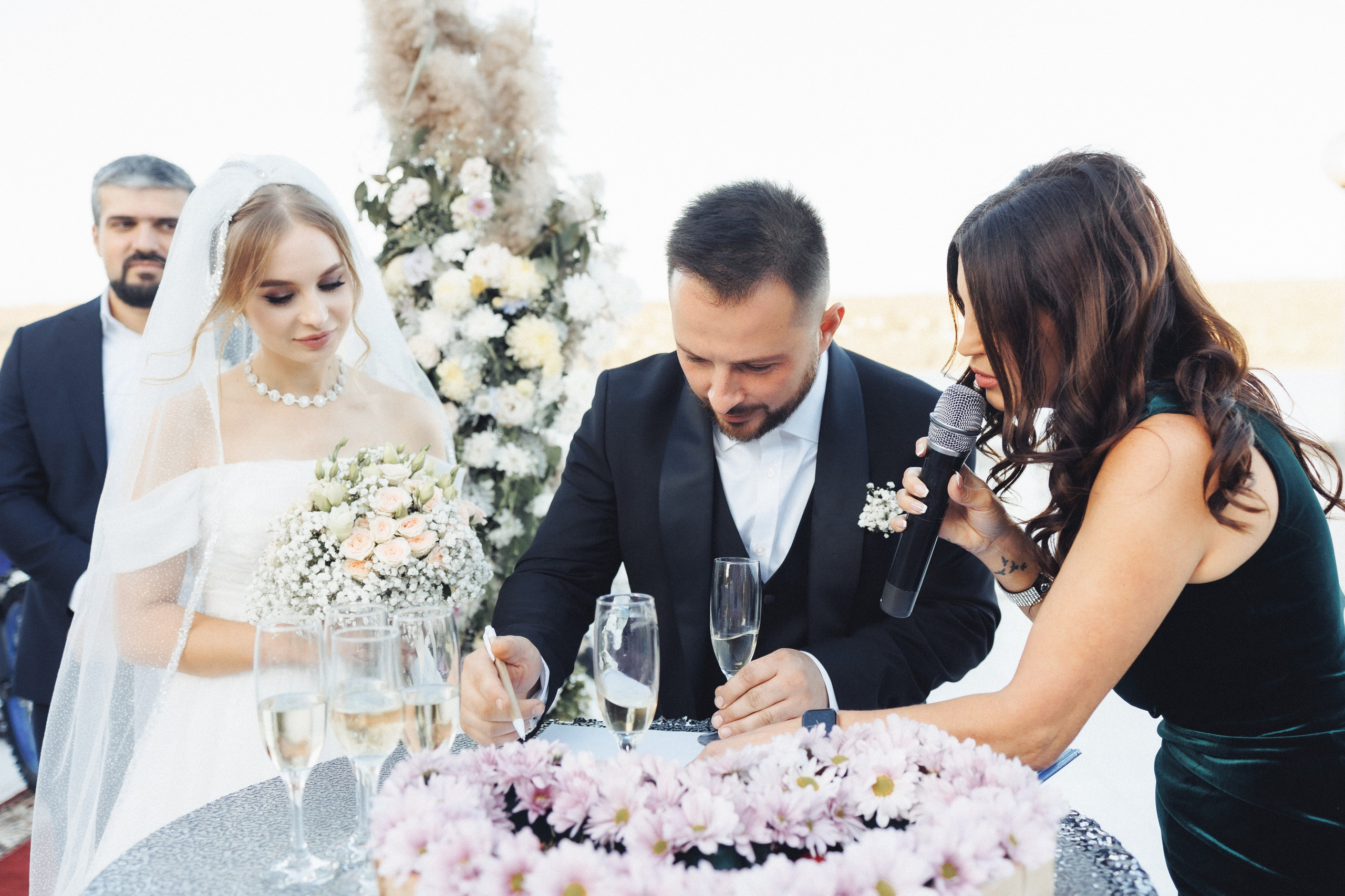 X & S. Fotograful evenimentului tău