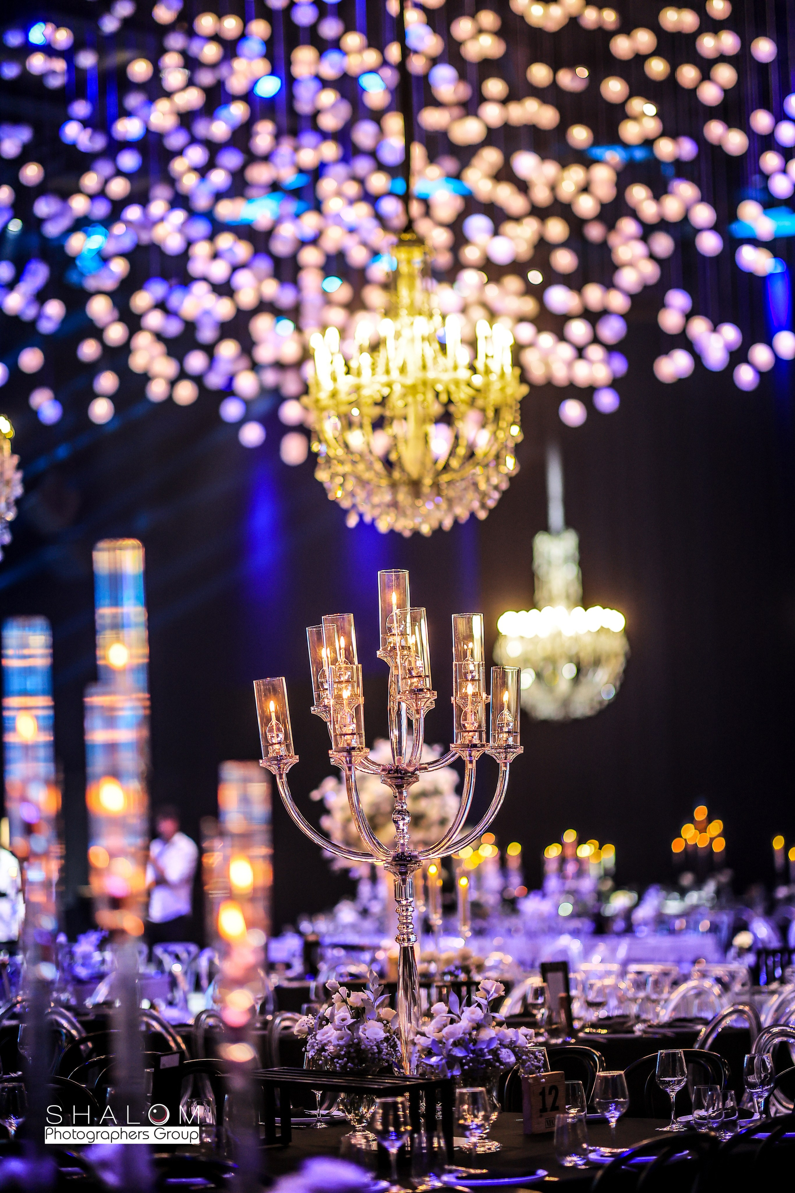 VIA / BASICO. Wedding and events photographers Studio Shalom