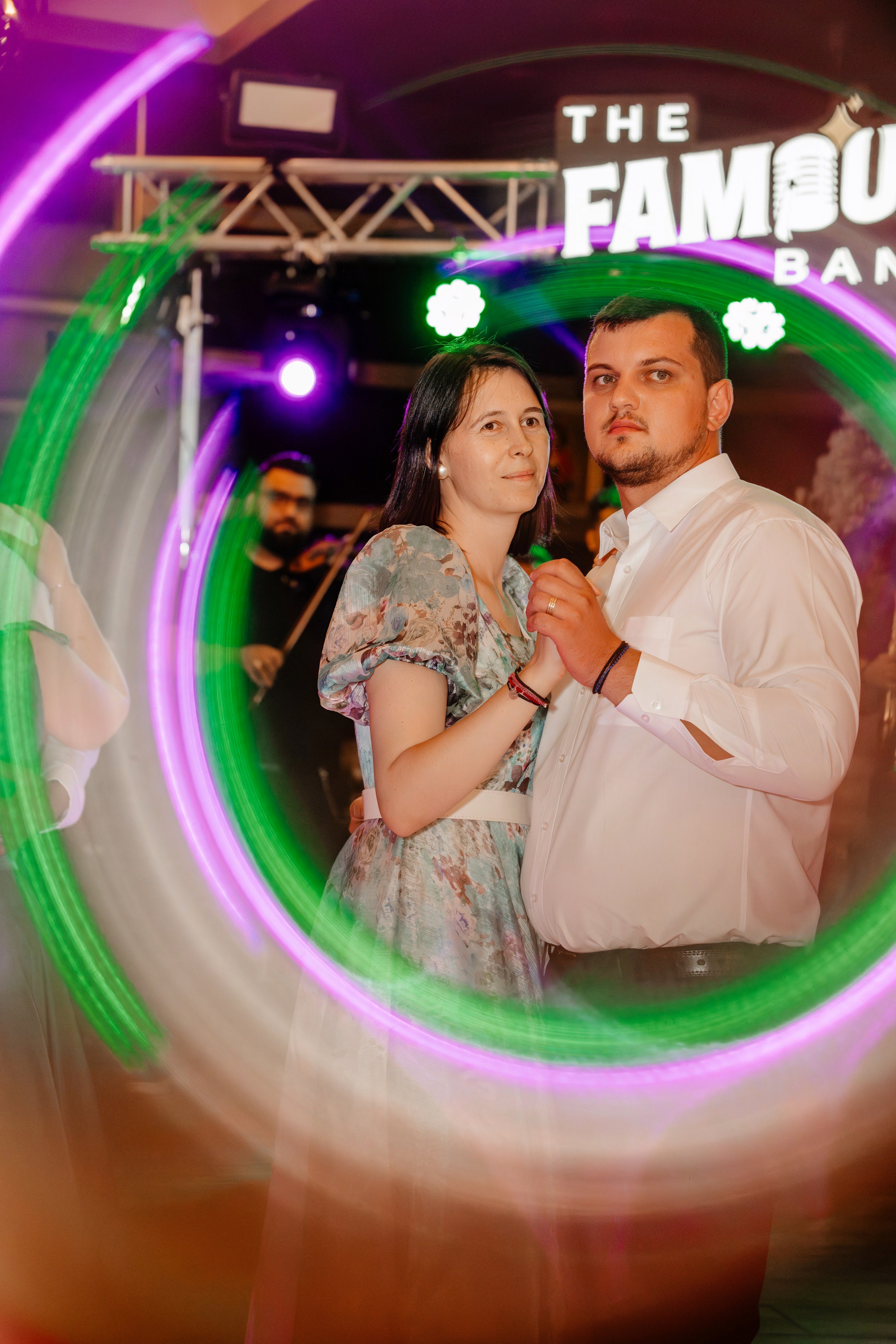 Larisa Ioana. Raw Studio. Fotograful tau de nunta!