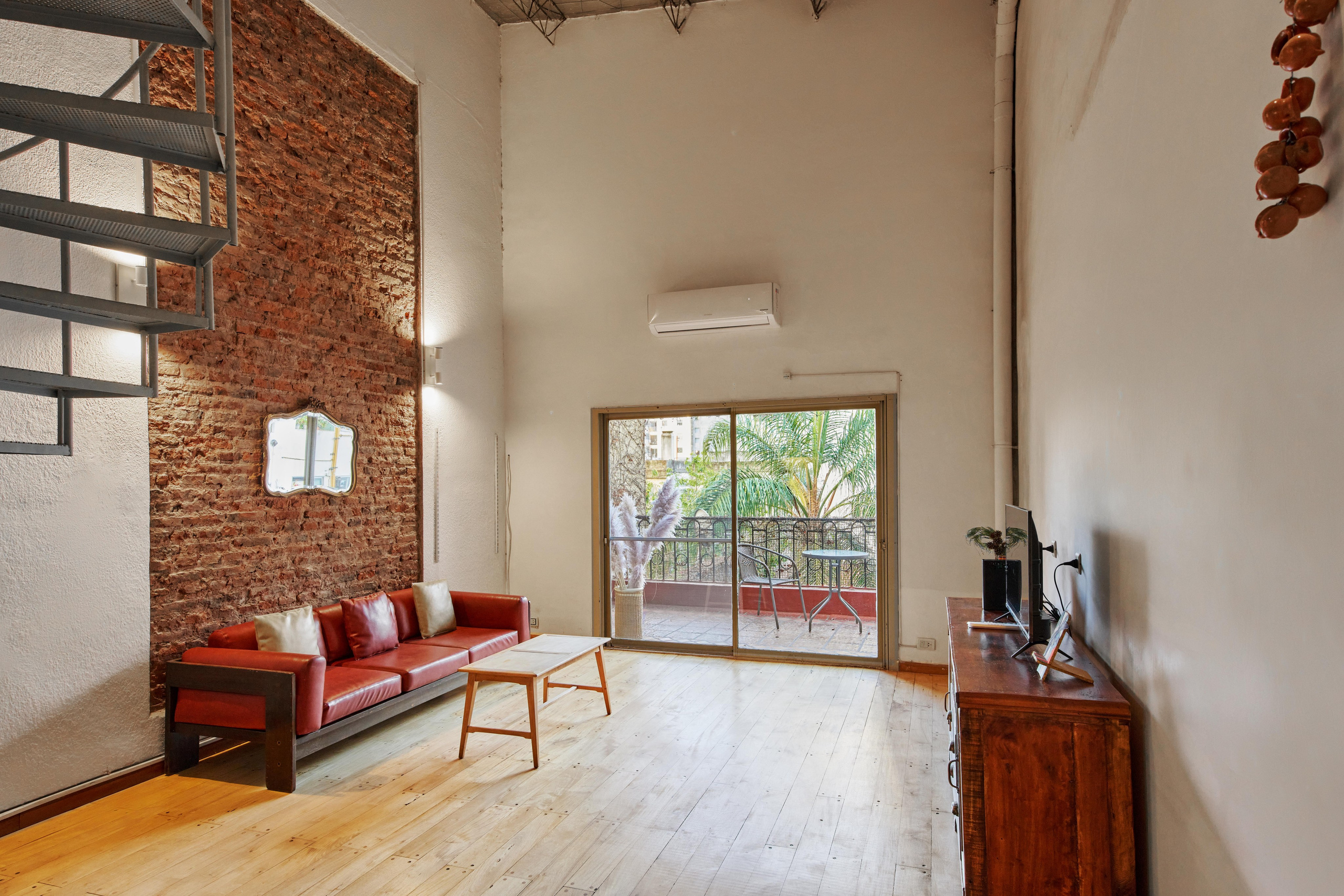 23 07 06. Fashion, portrait, interior photography. Valencia, Spain. Dmitry Ivanov. Retrato, fotos de interiores