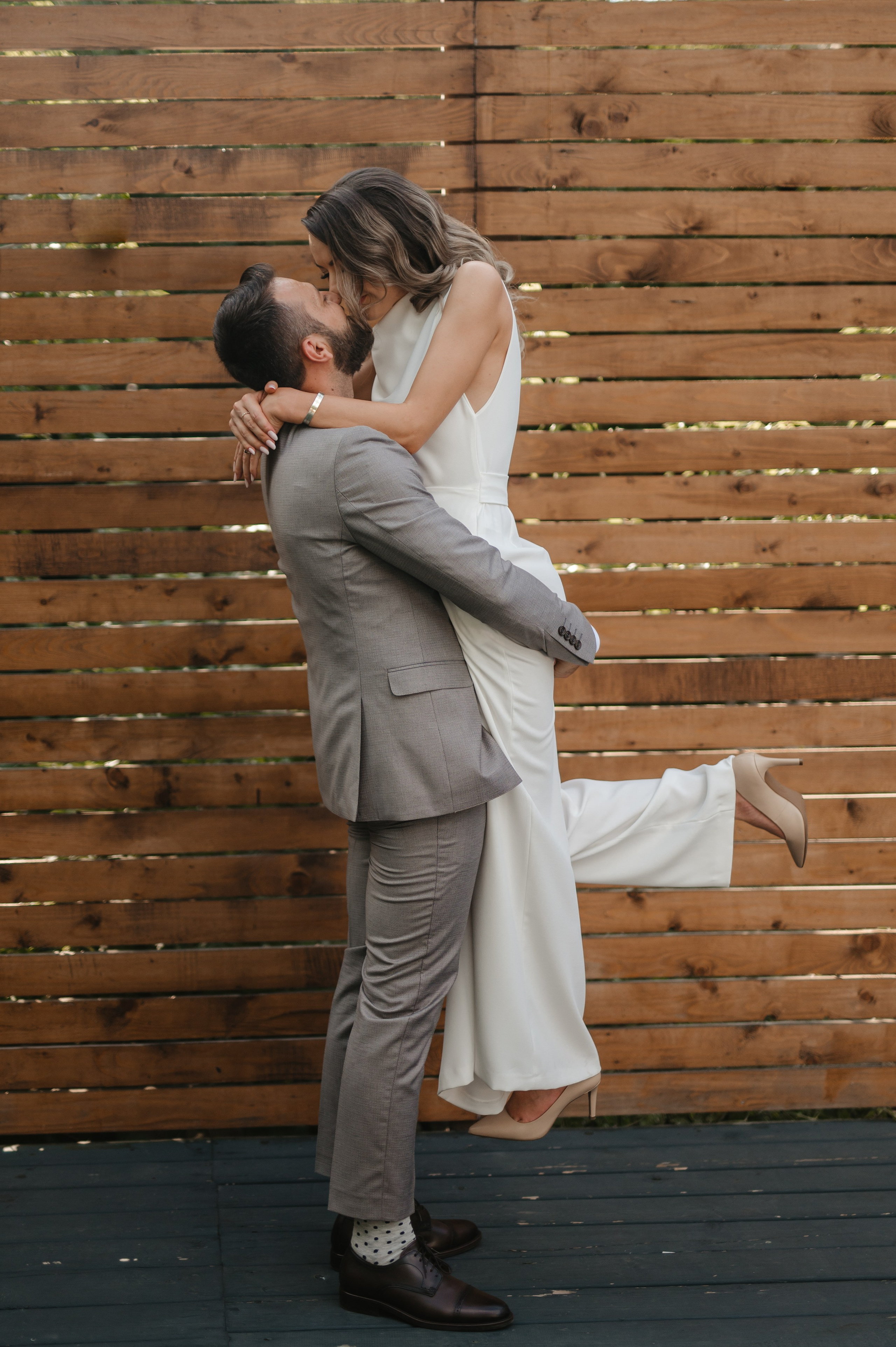 Cununie civila in aer liber si sedinta foto de cuplu. Proud Vision Weddings | Wedding Photography & Film — Servicii profesionale Foto Video Nunta Iasi