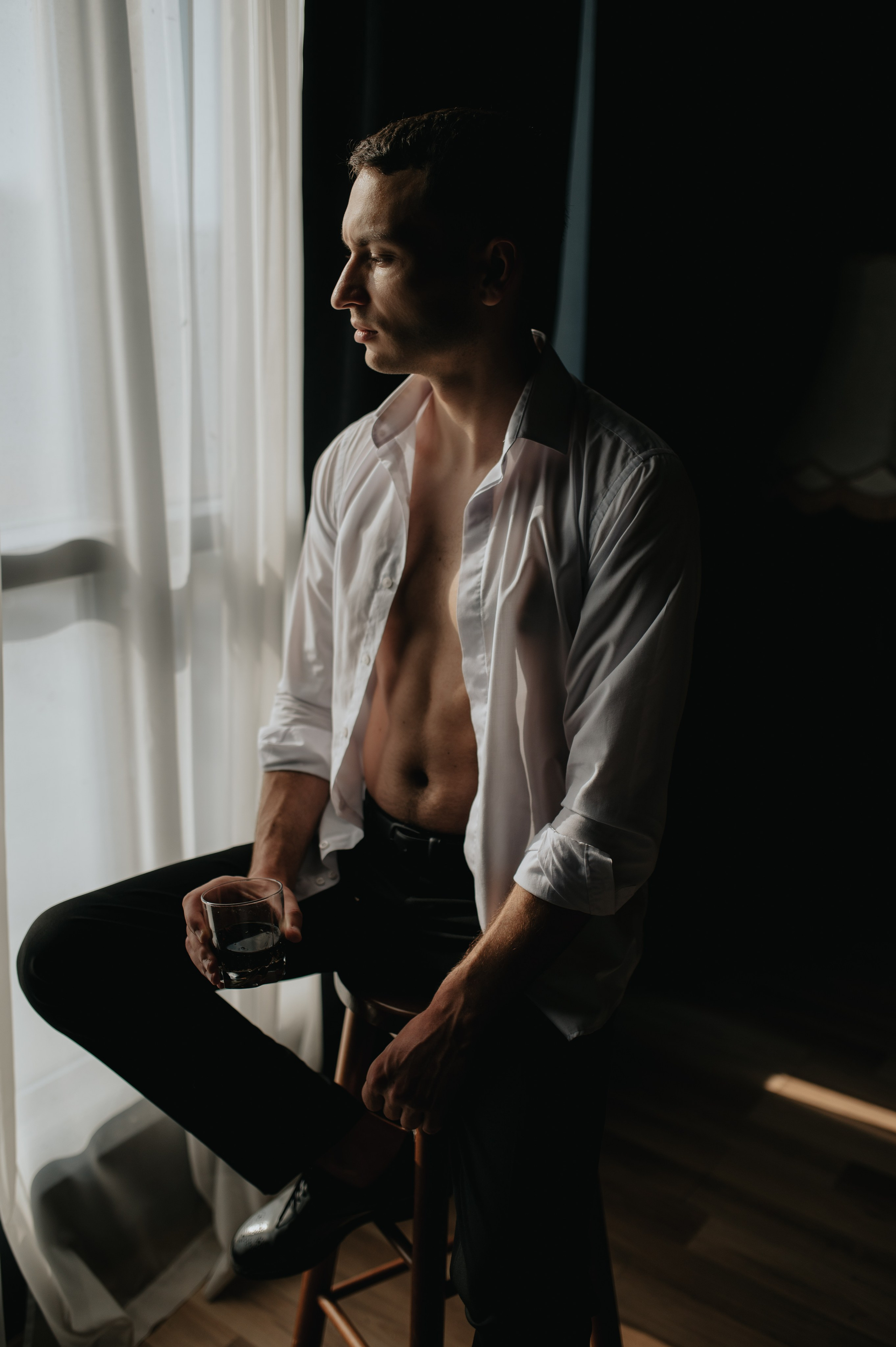 Sedinta foto boudoir. Proud Vision Weddings | Wedding Photography & Film — Servicii profesionale Foto Video Nunta Iasi