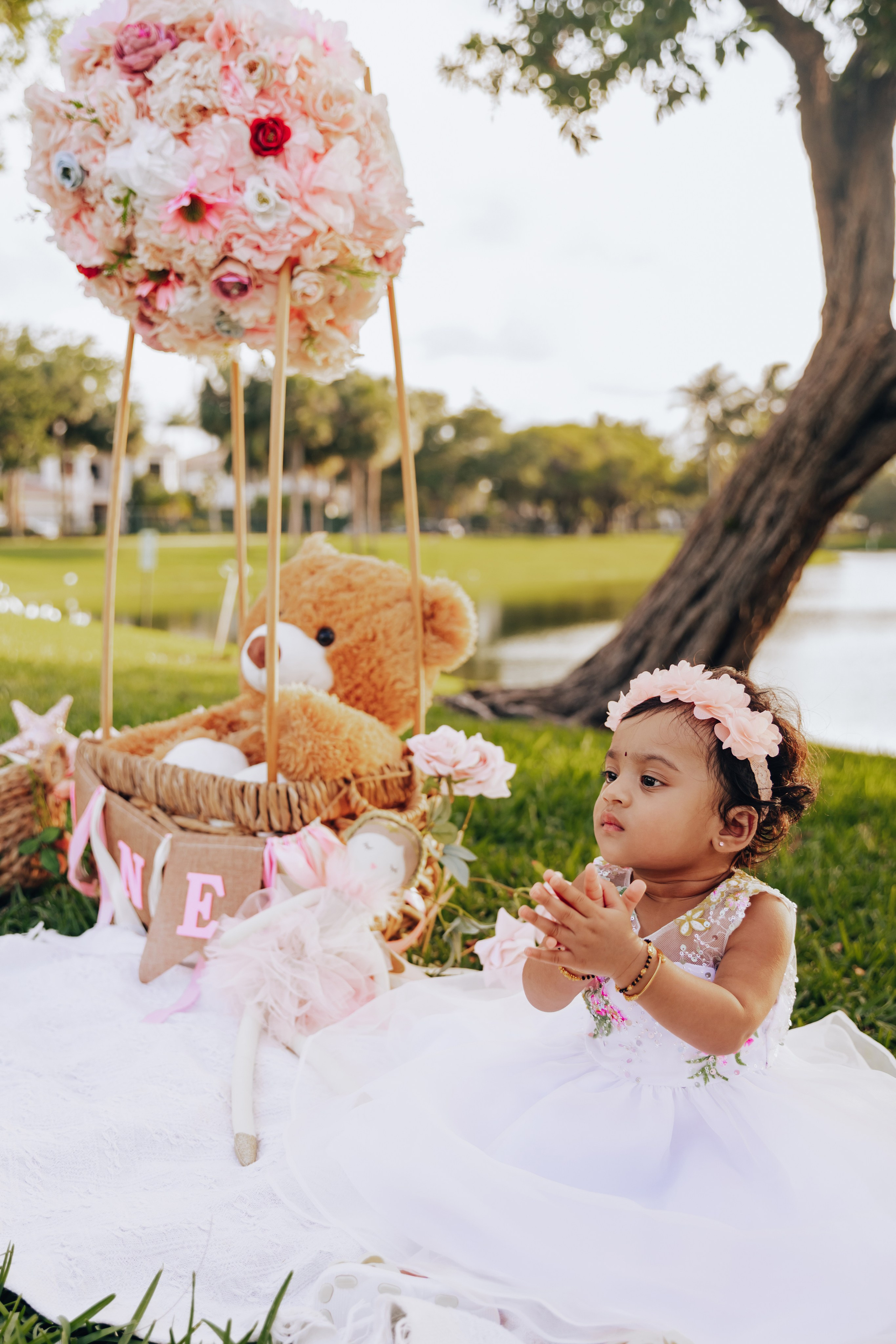Birthday + props. Photographer in Miami, Family photographer, Event, Wedding