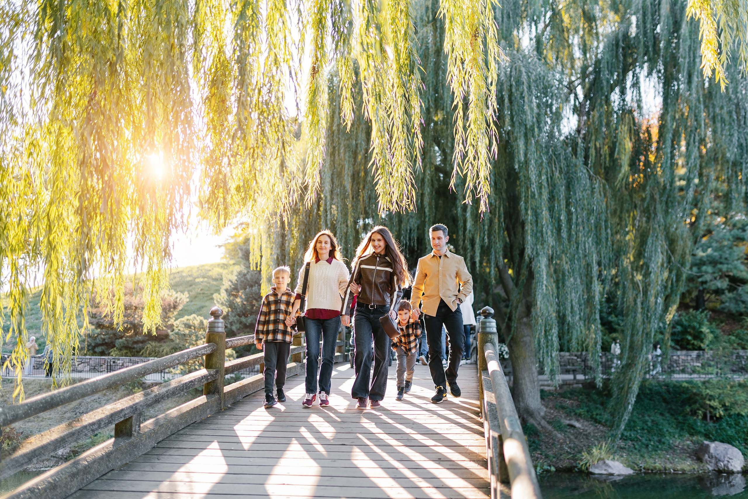 10.26.25 Family Photoshoot. Wedding family event photographer in Chicago Nick Yushevich