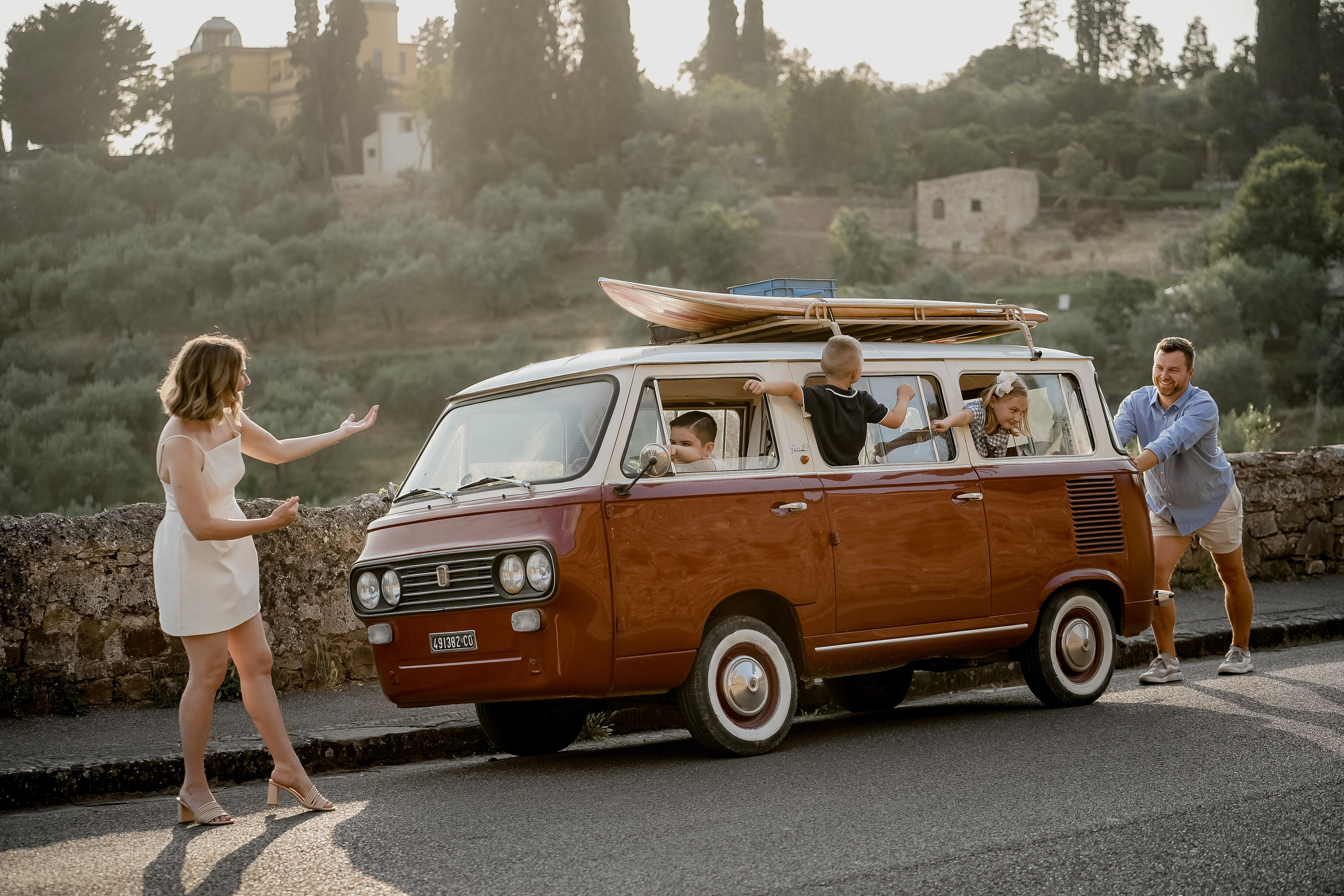 Mandy and Family. Wedding Photographer in Italy
