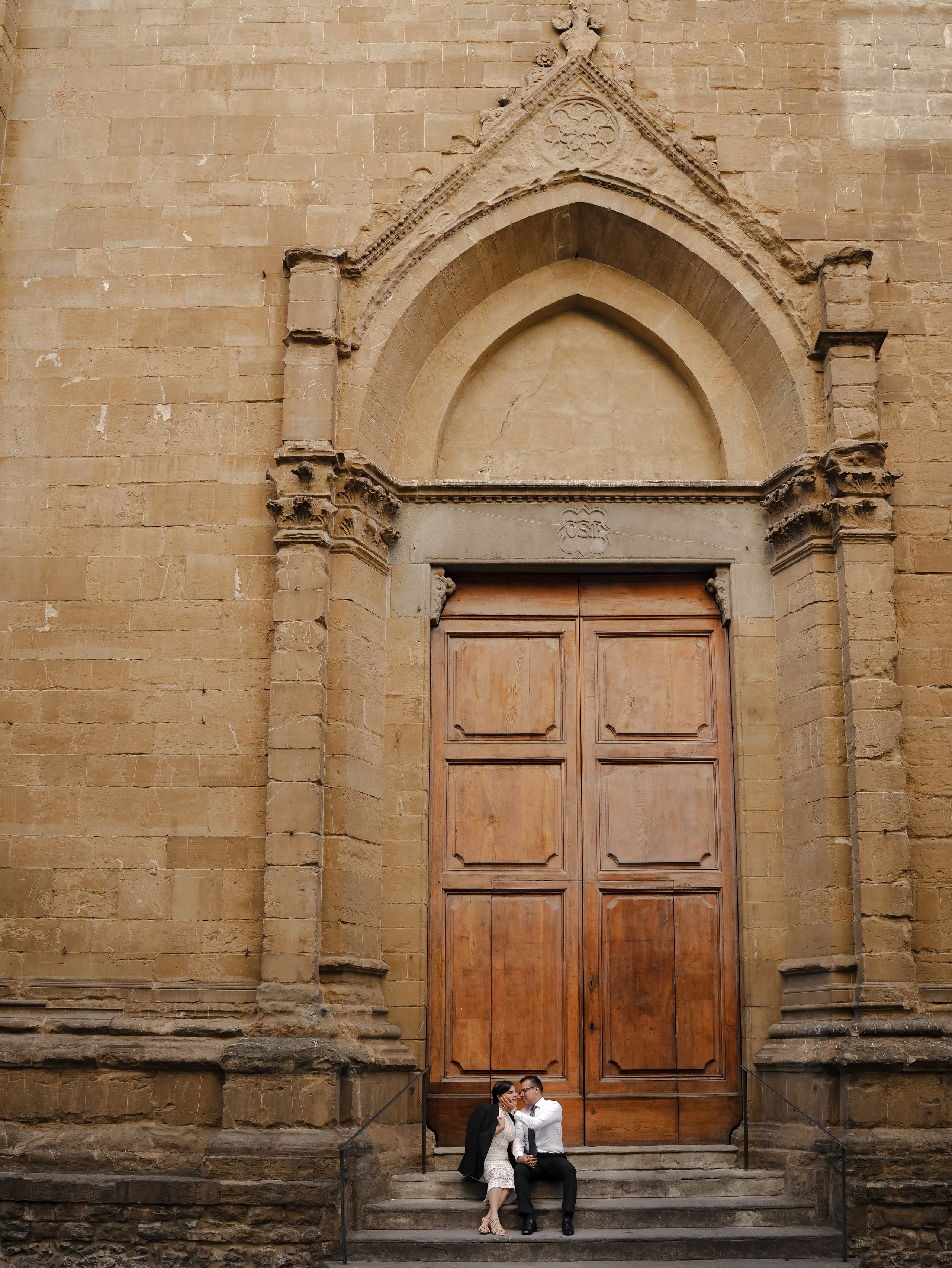 Engagement & Pre-Wedding Photoshoot in Florence. Wedding Photographer in Italy