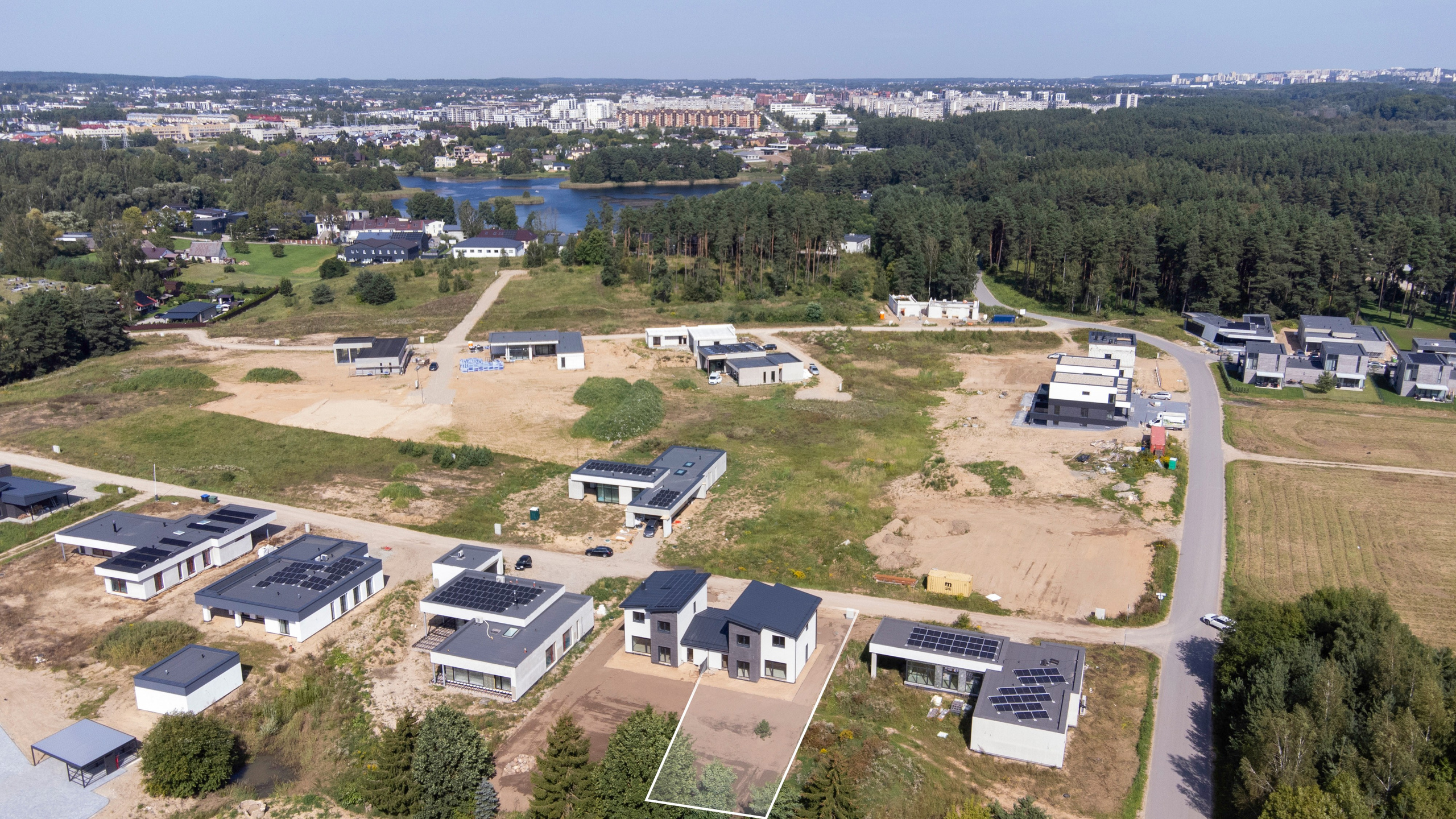 Debesų g. 4, Salotė. Elina Sapiega fotografė Vilniuje