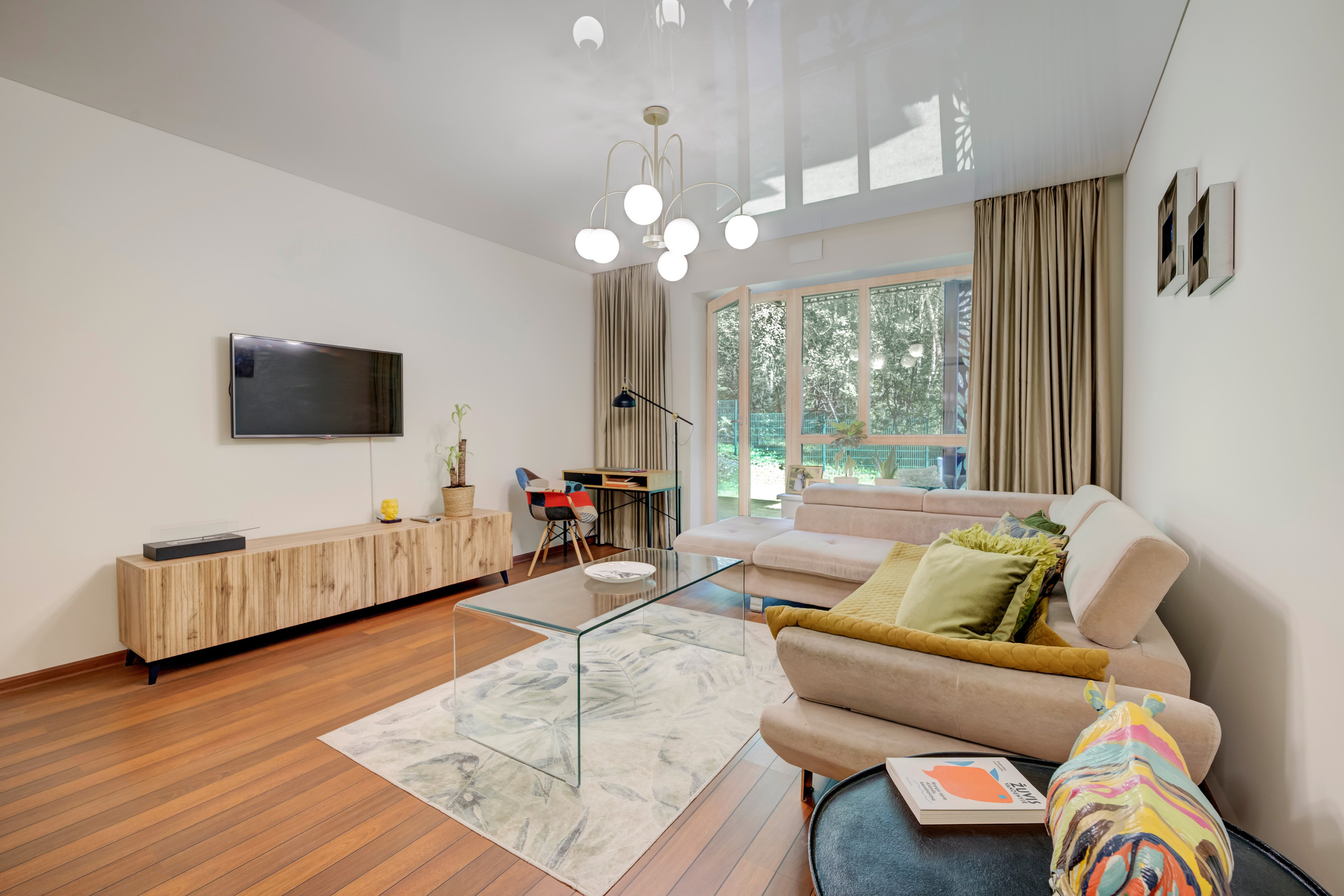 Mokslininkų g. 7. Elina Sapiega fotografė Vilniuje