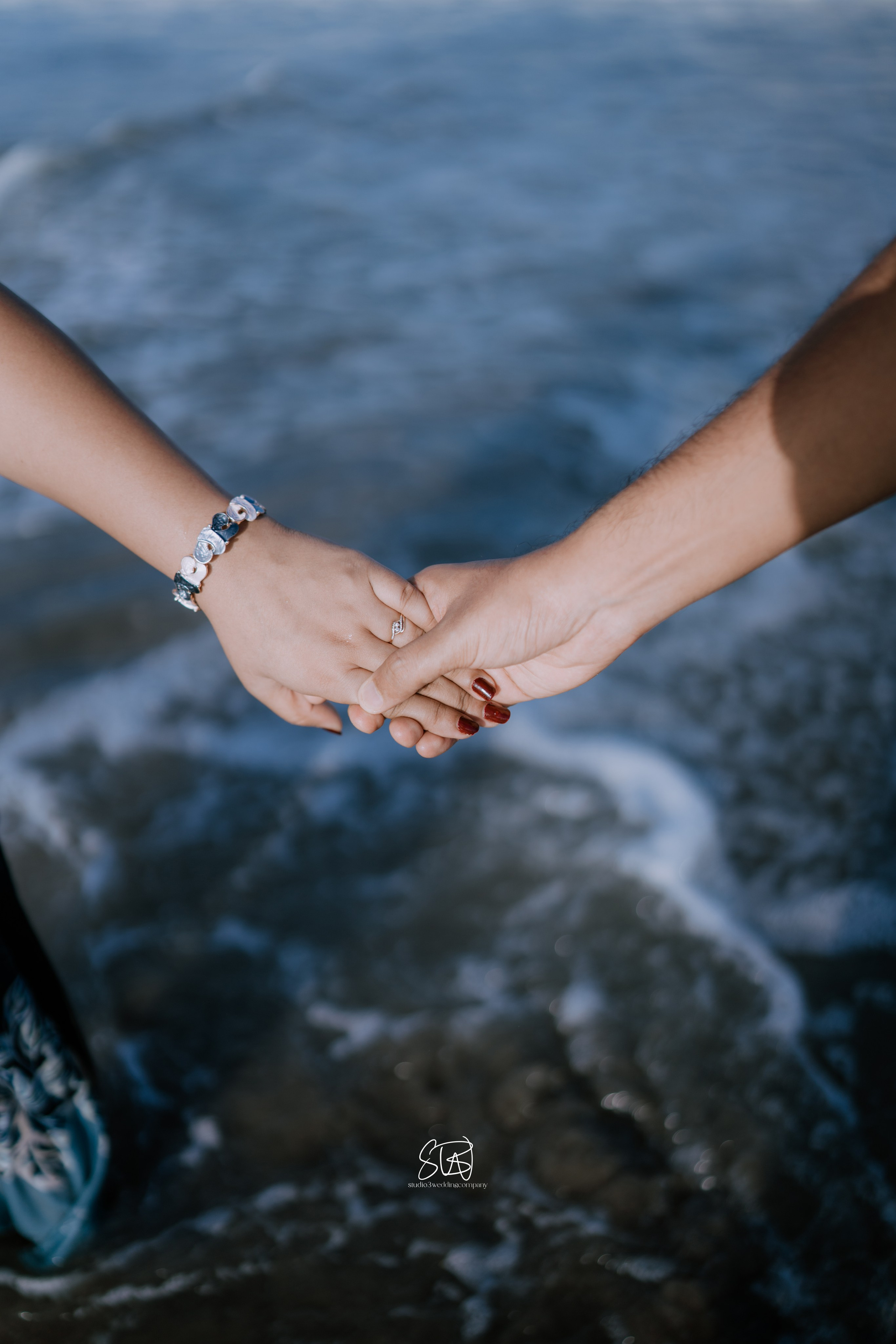 BEACH PREWEDDING. STUDIO3WEDDINGCOMPANY