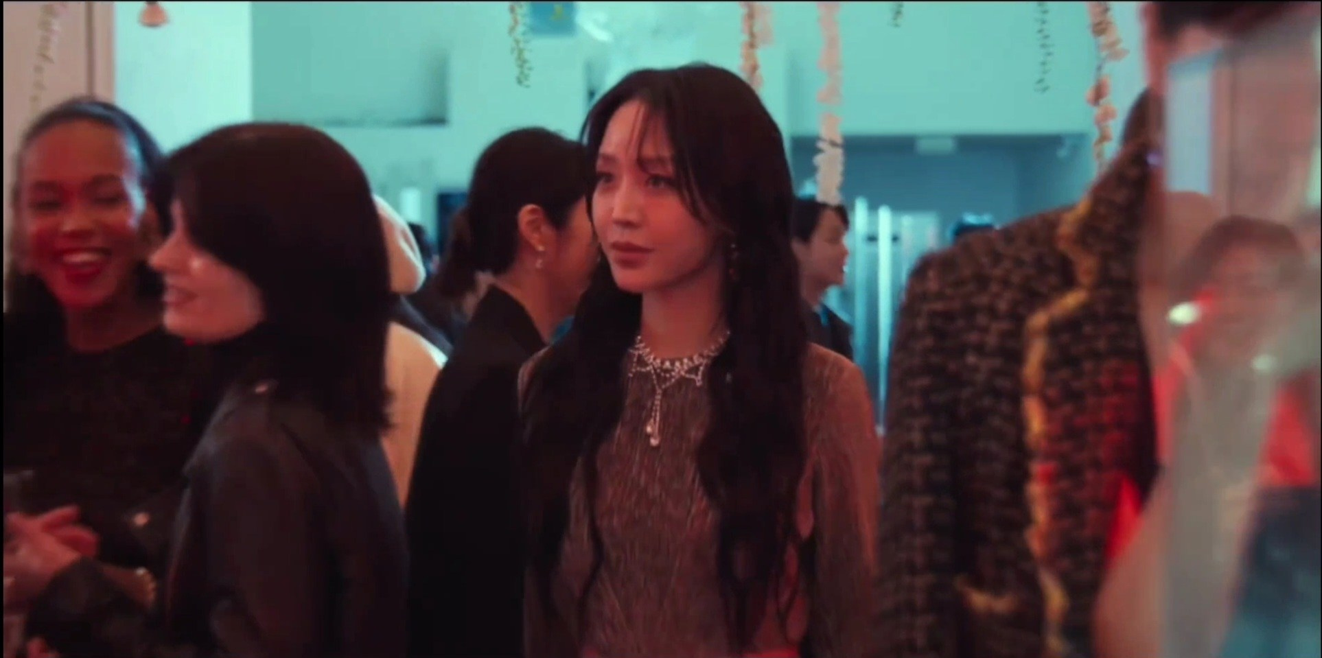 Drama 'The Art of Sarah” NETFLIX SERIES — role designer, 19/03/2025. Фотограф в Сеуле, Южная Корея Наталья Доброквашина