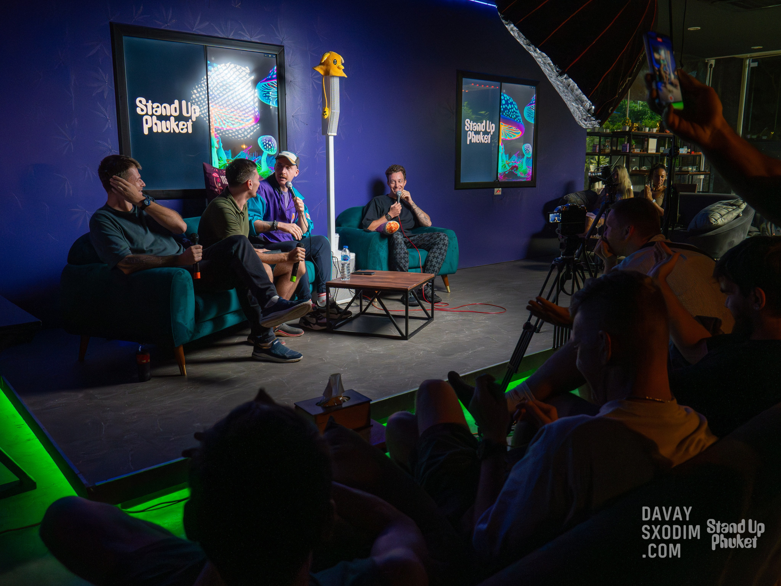 Standup-шоу «Тай-Болтай» | Фоторепортаж | Афиша | DAVAYSXODIM.com PHUKET. АФИША|ФОТОРЕПОРТАЖИ|ИВЕНТЫ|ПХУКЕТ