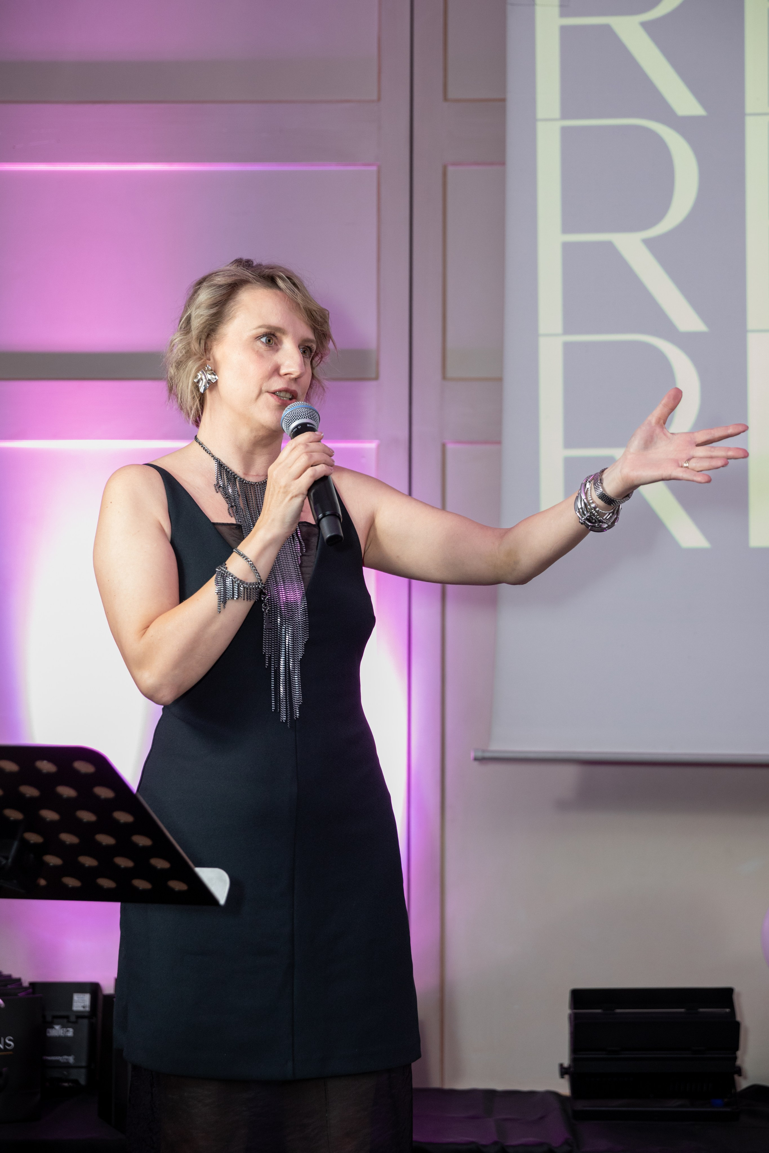 Reverans 2025. Photographer in Milan |Mila Pro Photo