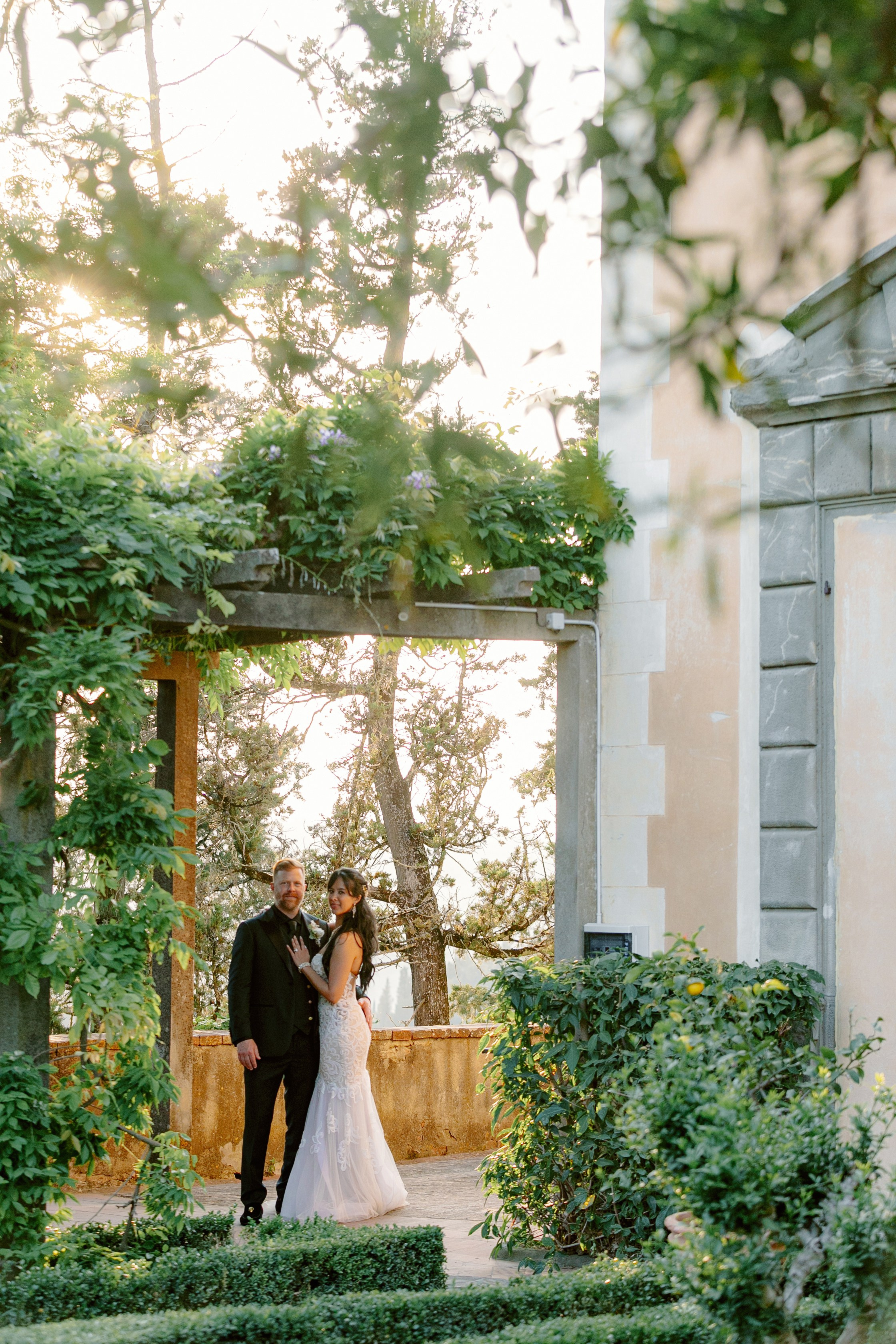 Tuscany Castello di Montegufoni wedding. Iurkovski PHOTOGRAPHY in Europe. Luxury destination weddings and events