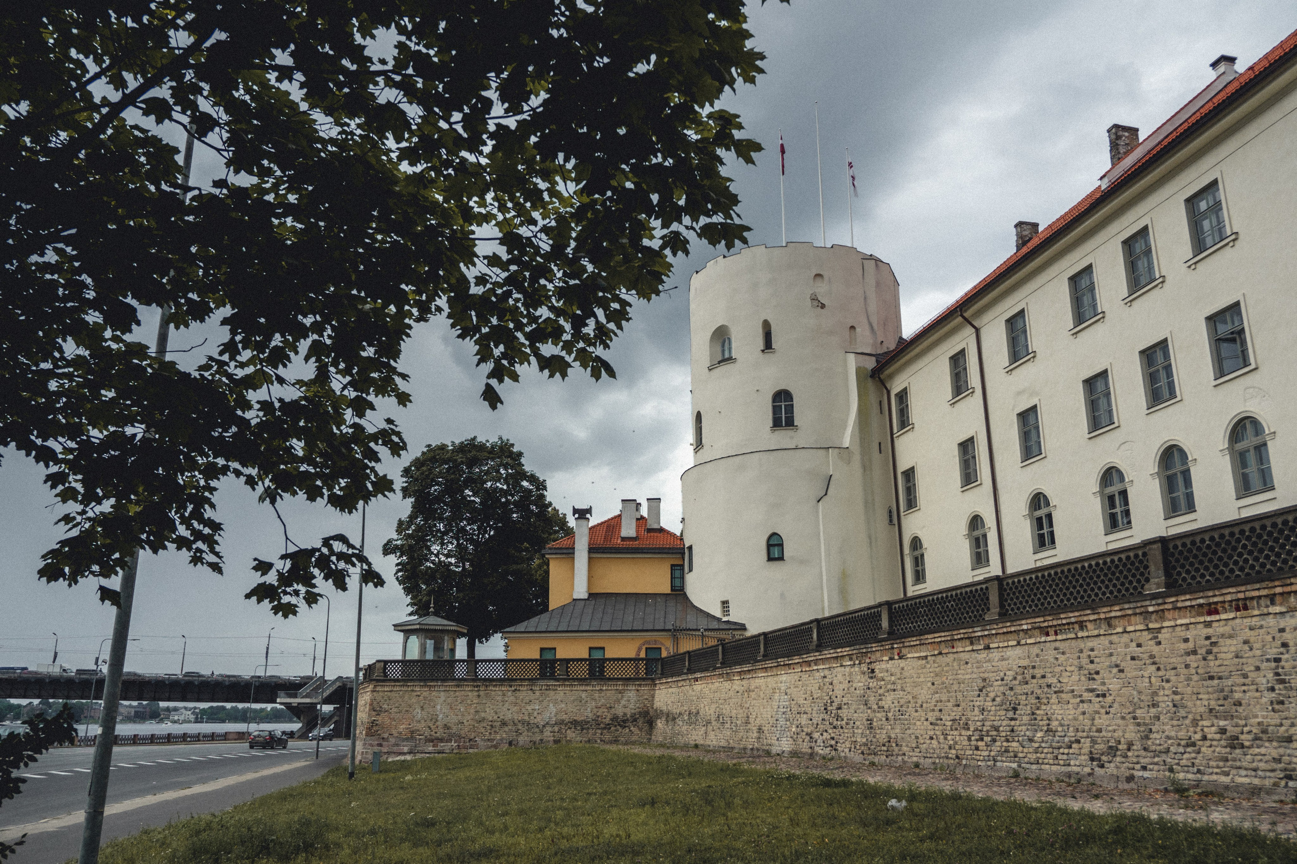 Voyage à Riga. Photographe sur Cote d’Azur. Portraits de familles, couples, enfants, événements