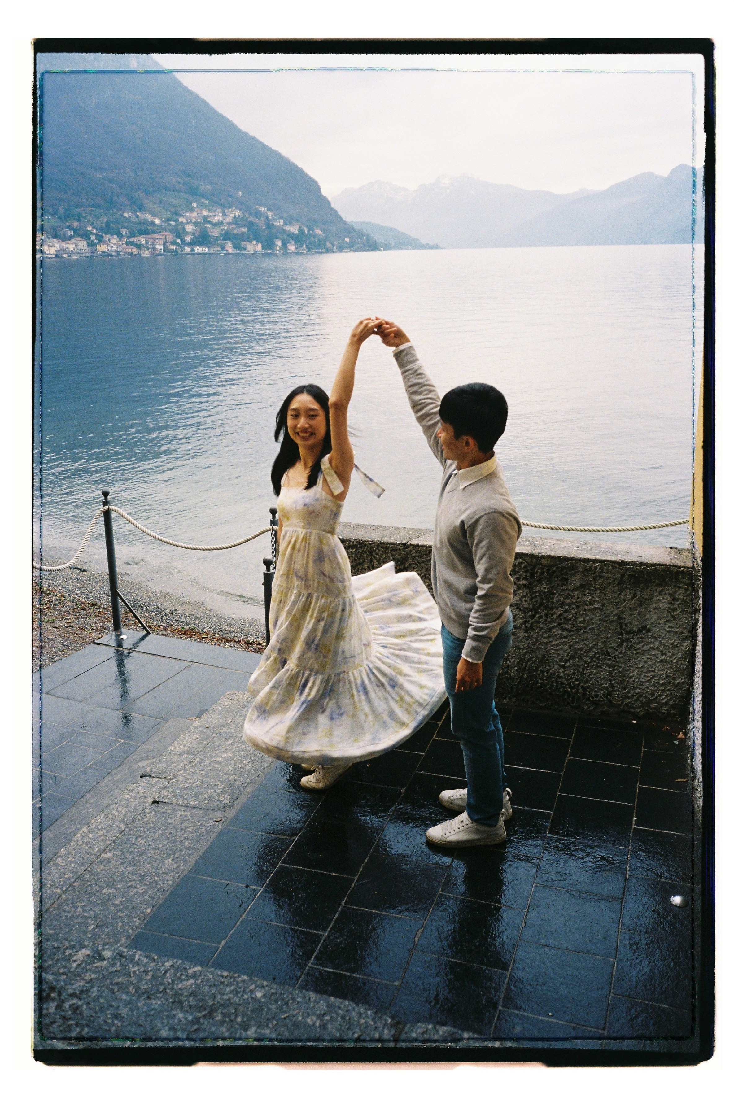 Engagement in Varenne. Fotografo di matrimoni