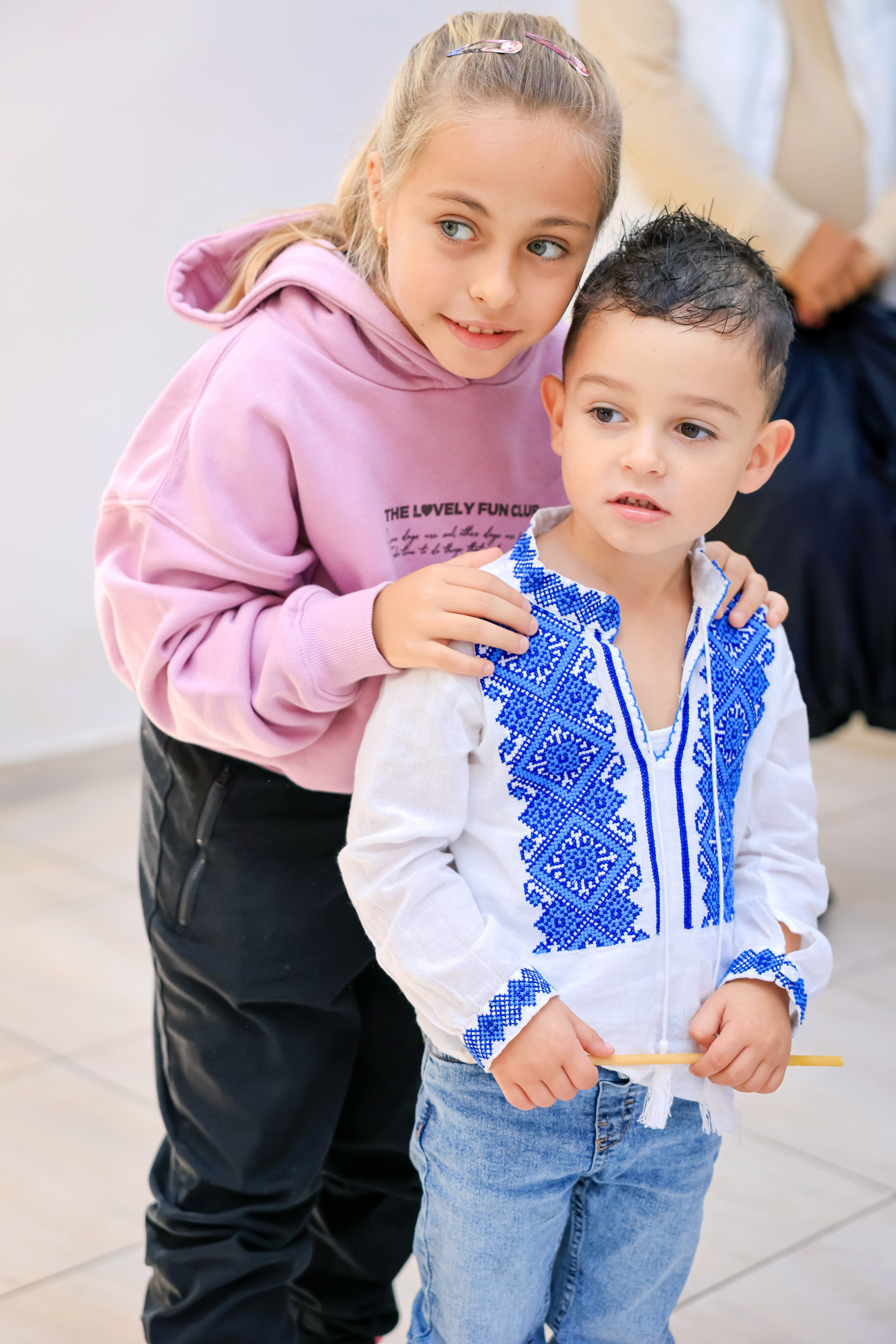 Andrei Sebastian. Moments By Gub