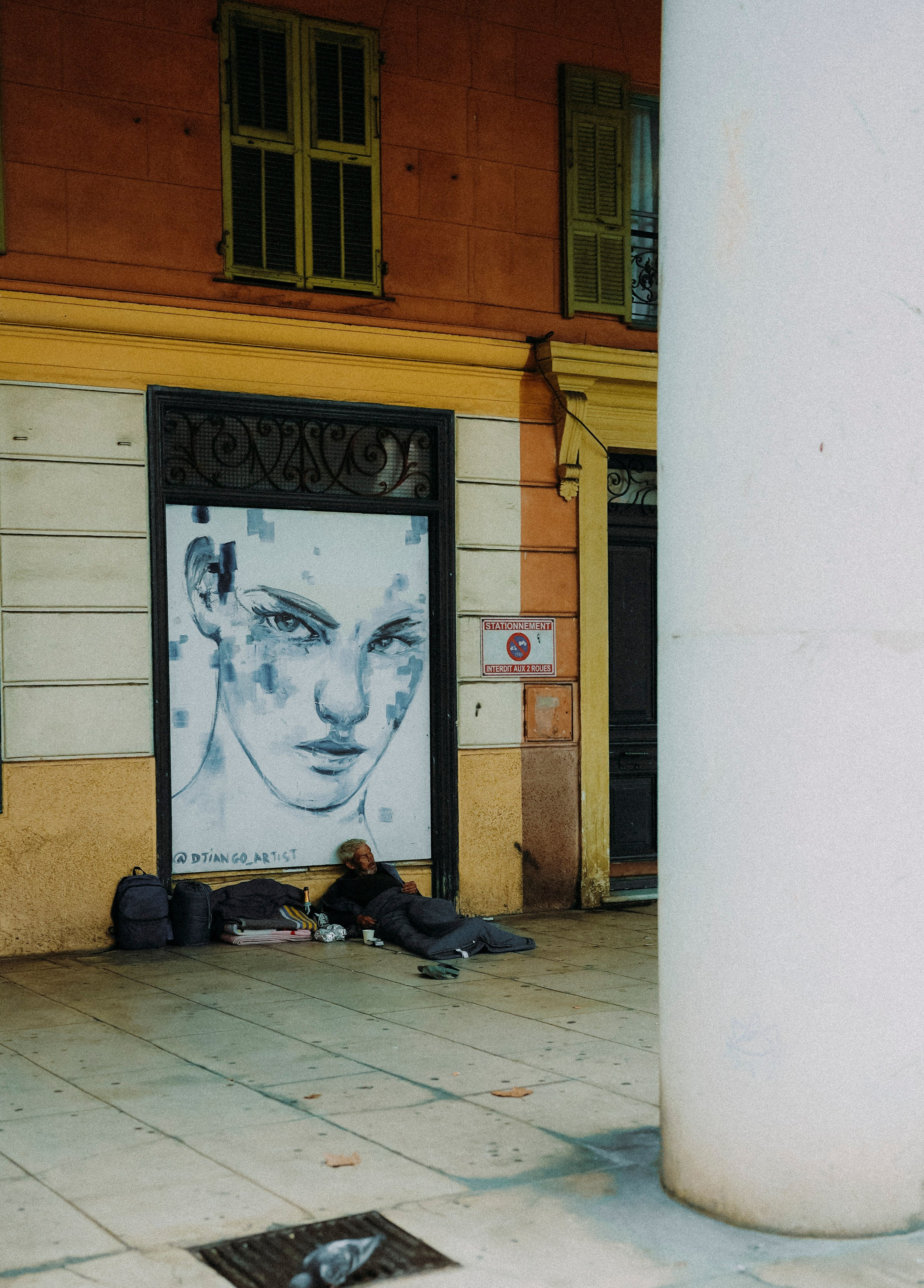 ЕВРОТУР. Стрит-фотография, полная абсурда, идиотизма и красоты