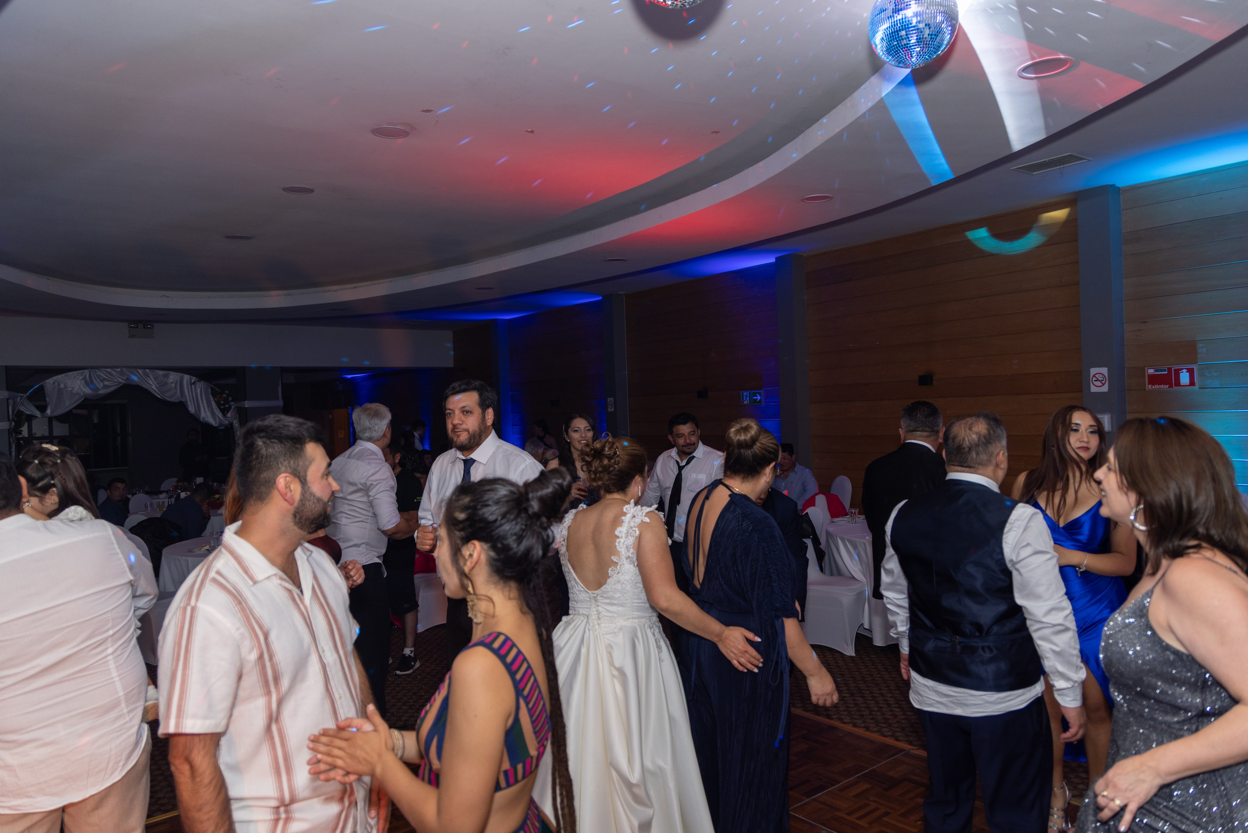 Silvia y Jorge. Dinka & Emilio - El arte de preservar lo que no se repite