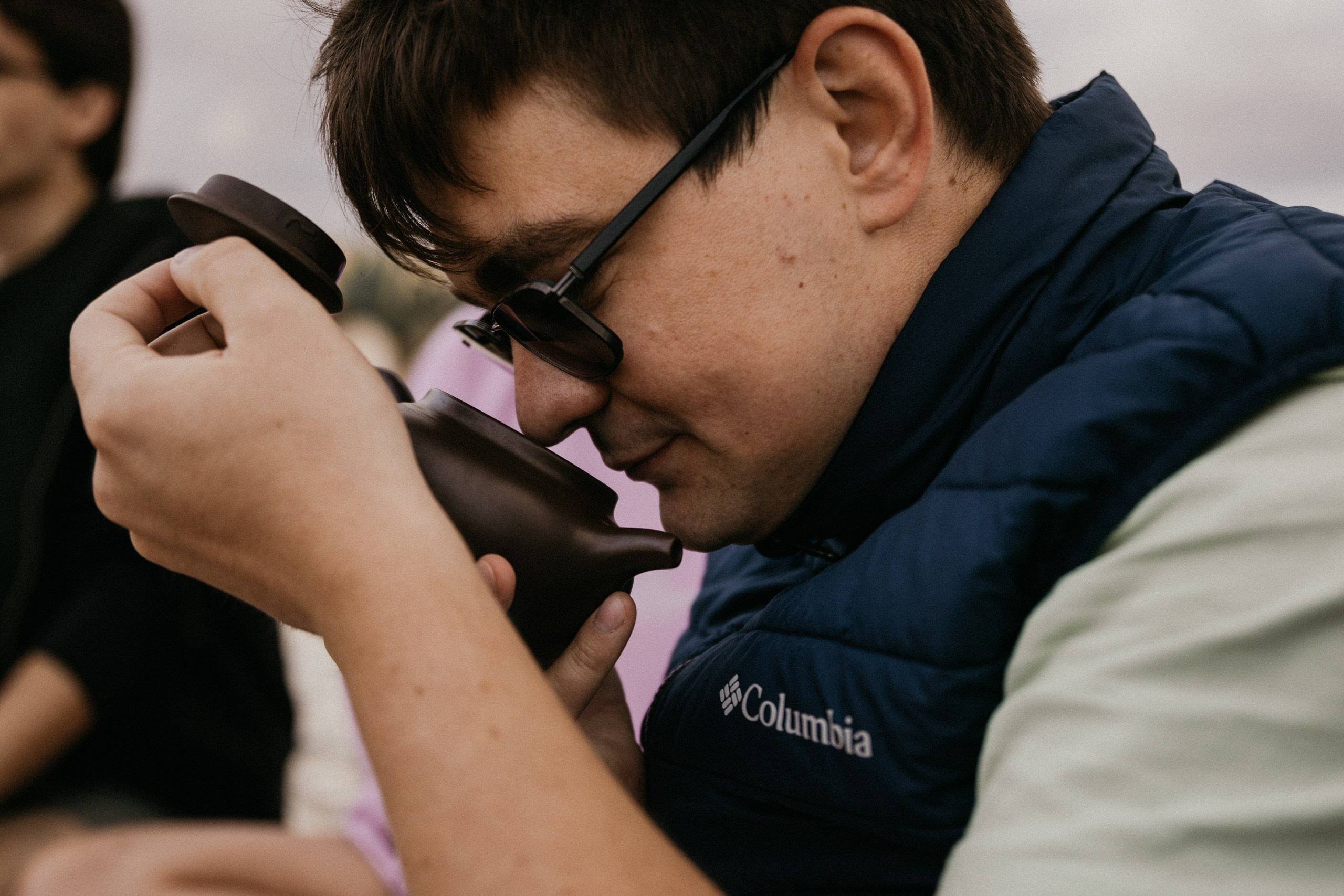 Tea time (Muntyan’s Labyrinth, Cyprus). Photographer in Barcelona capturing unique stories | Kate Chumak