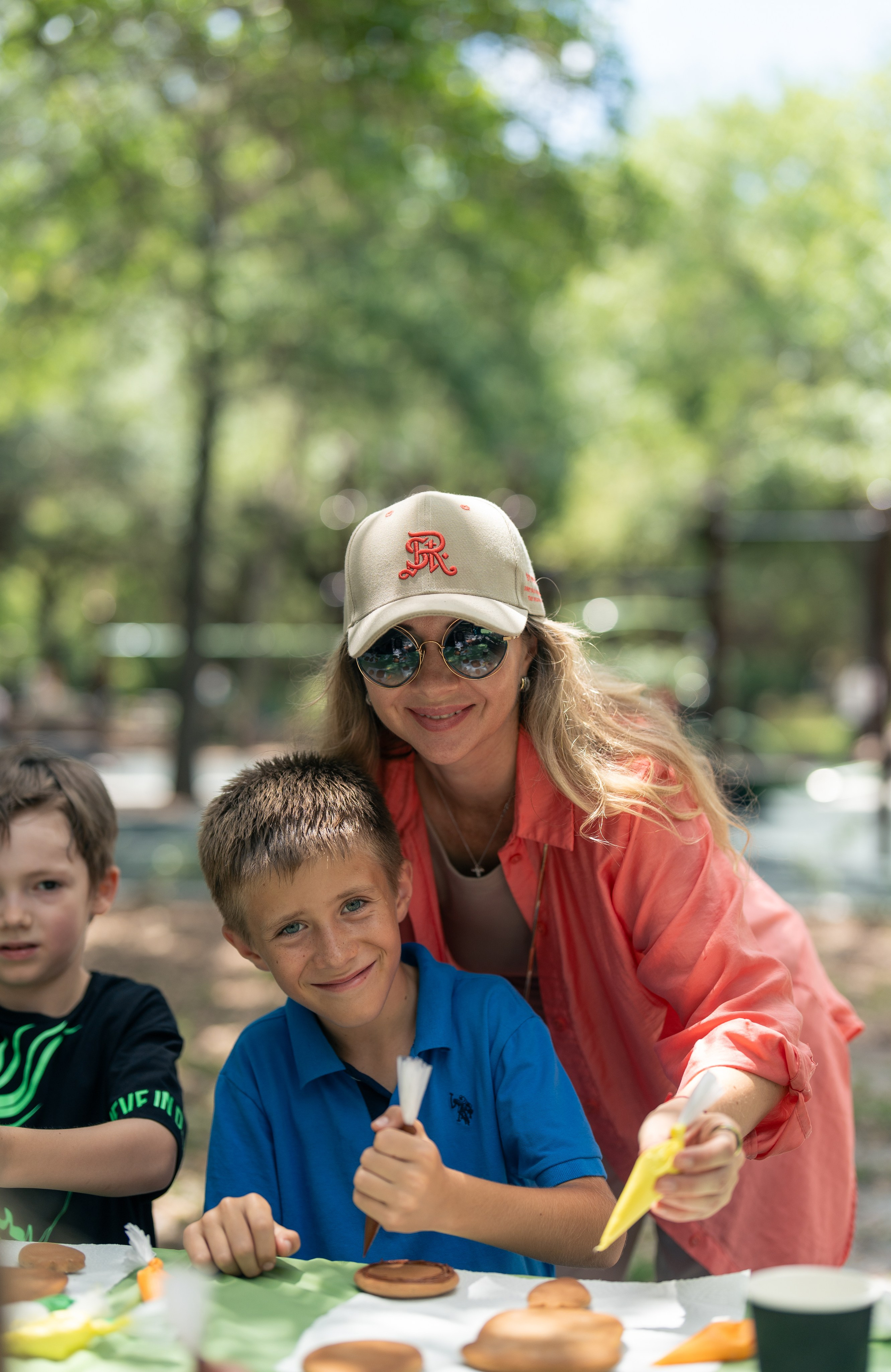 Painting cookies. Color Boom