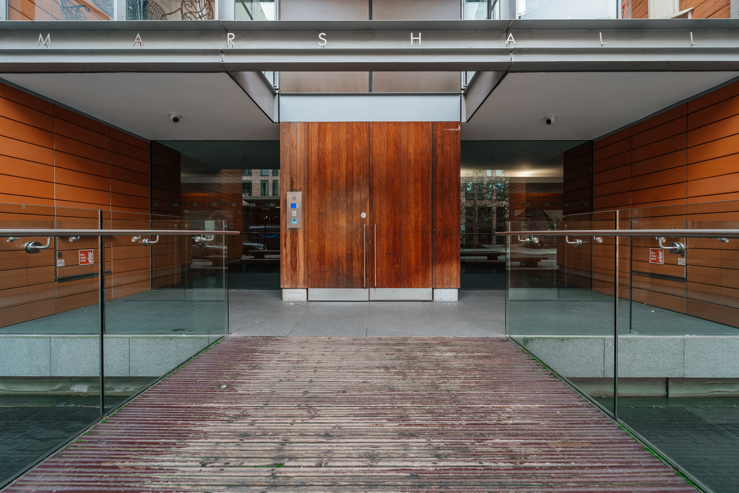 Photography of a 2 bedroom flat. Photographer in England Ekaterina Romanova