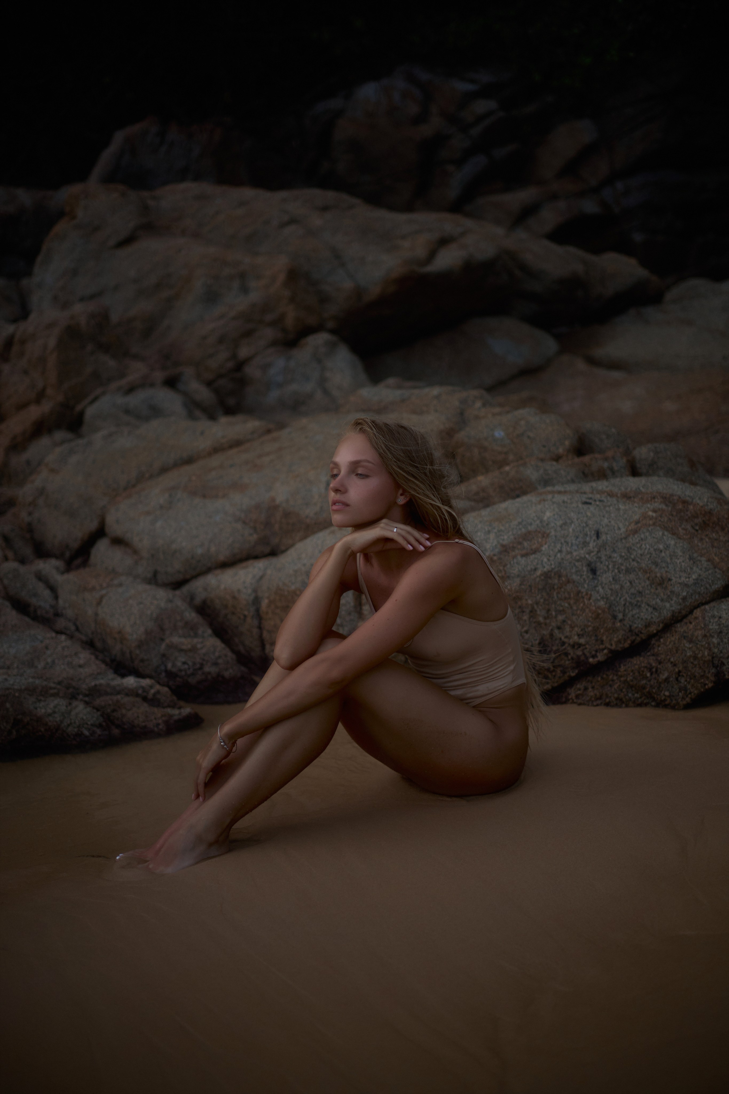 Моника. Услуги