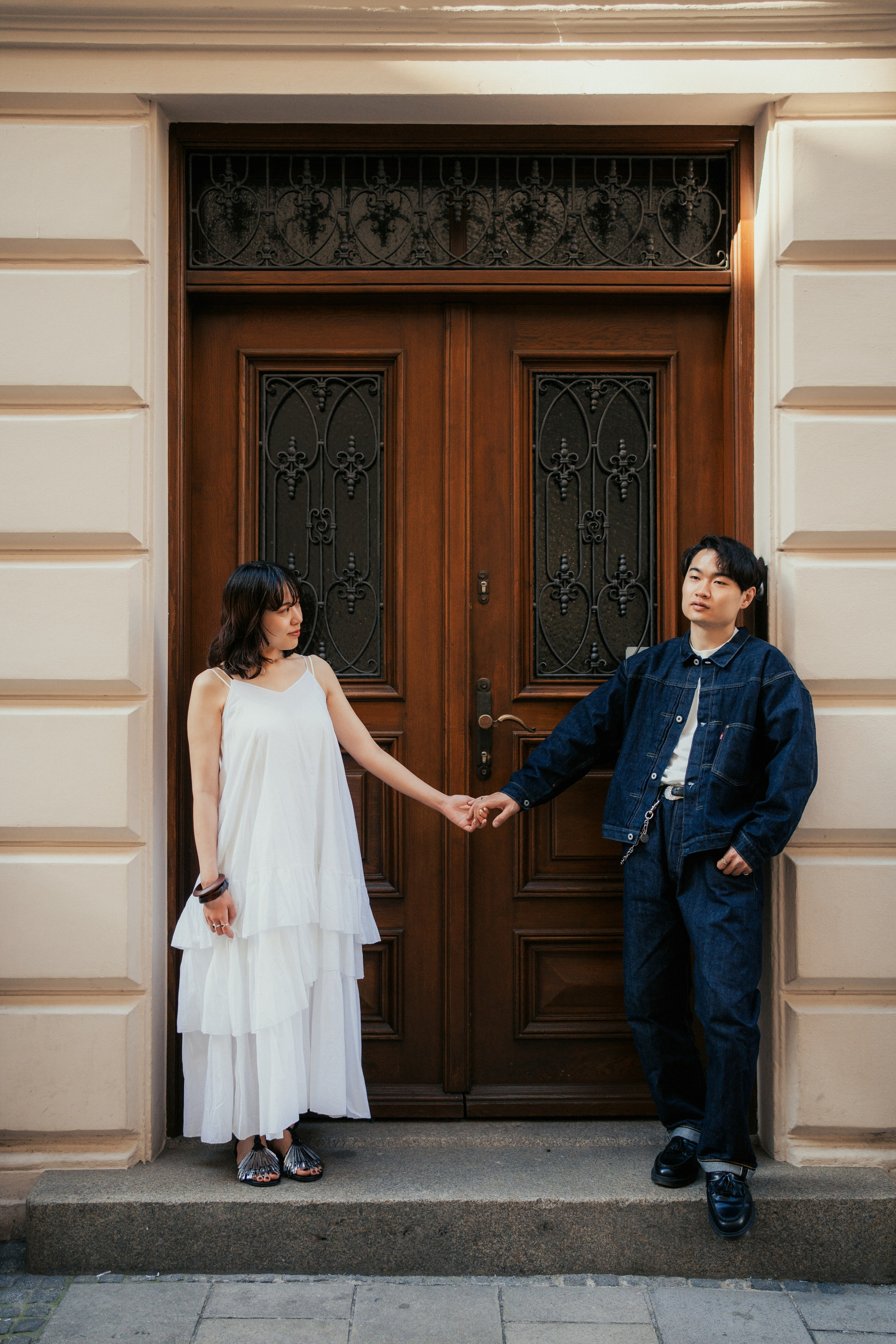 Honeymoon walk. Portrait Lifestyle Photographer in Munich — Polina Cherkasova