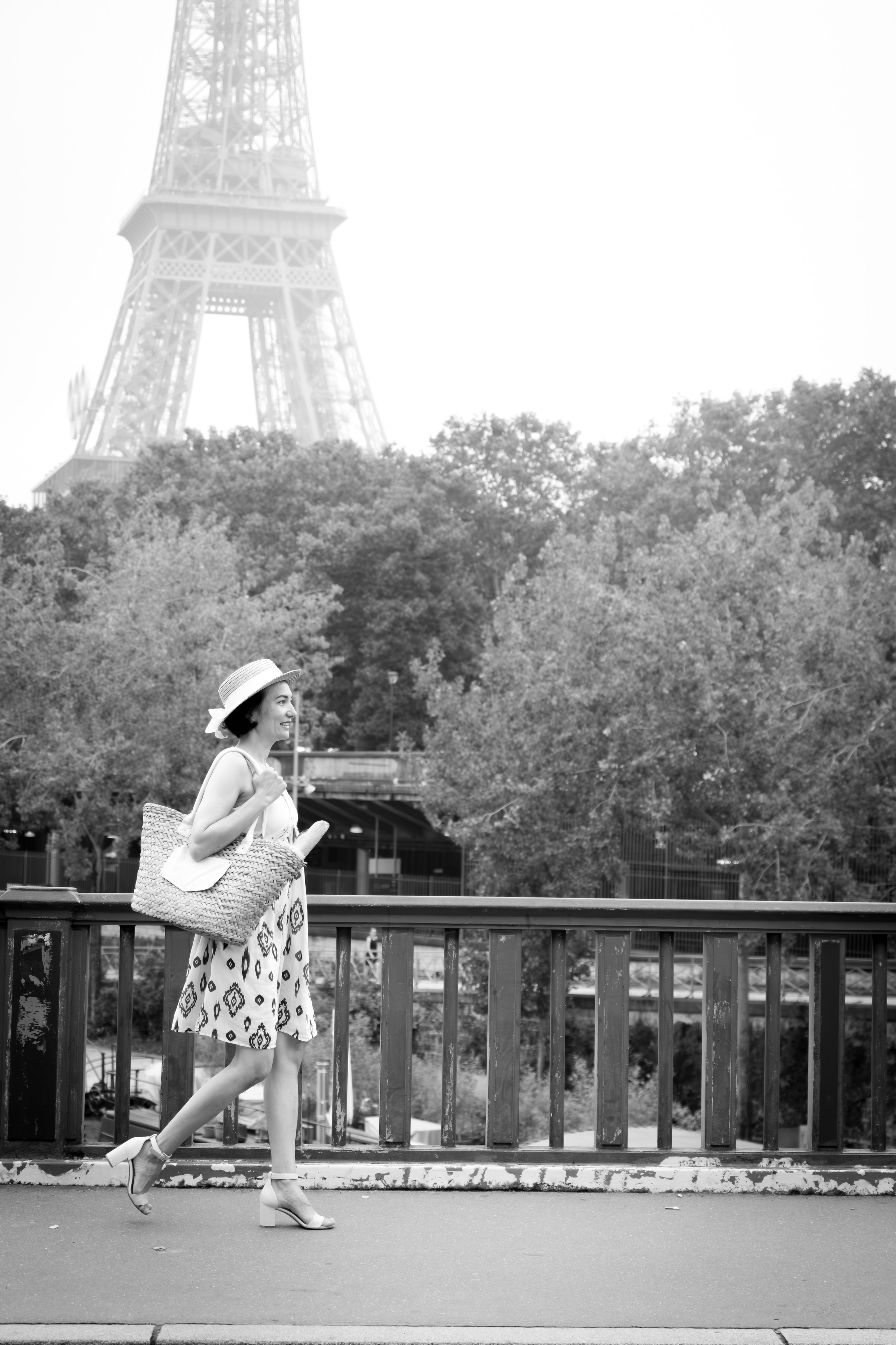 Alfiya’s wedding anniversary in Paris. Photographer in Paris Marina Chaput