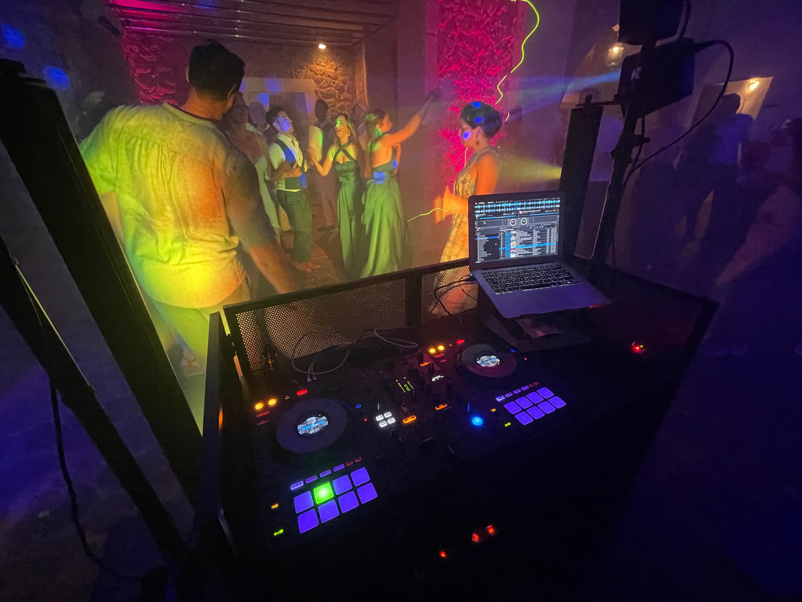 Basic Disco Set Up. Music for events mallorca