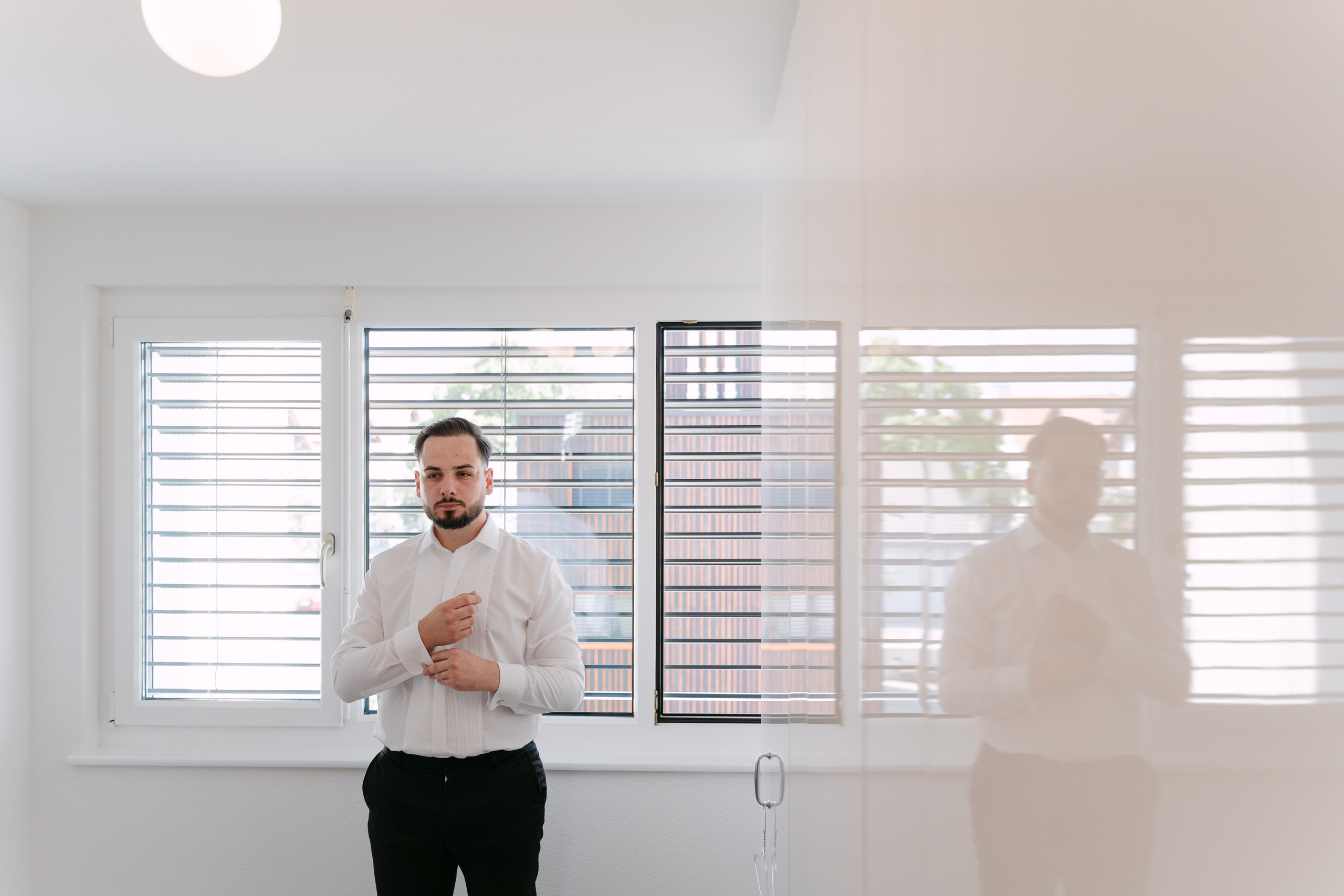 Casamento Isabel & Freskim em La Chaux-de-Fonds e Neuchâtel, Suiça. Fotógrafo de casamentos e destination wedding no Porto, Portugal — Davi Valente | Lisboa, Douro, Roma e Lago de Como