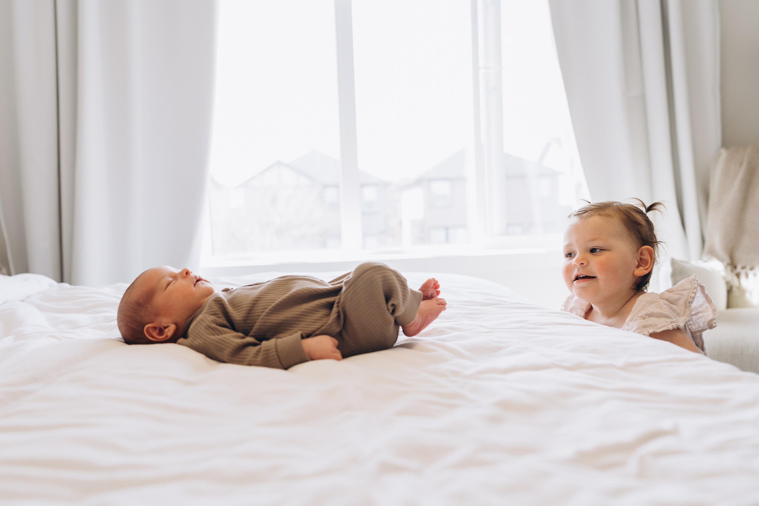 Jess & Fam #2. Calgary Wedding & Lifestyle Photographer — Yevhen Polishchuk