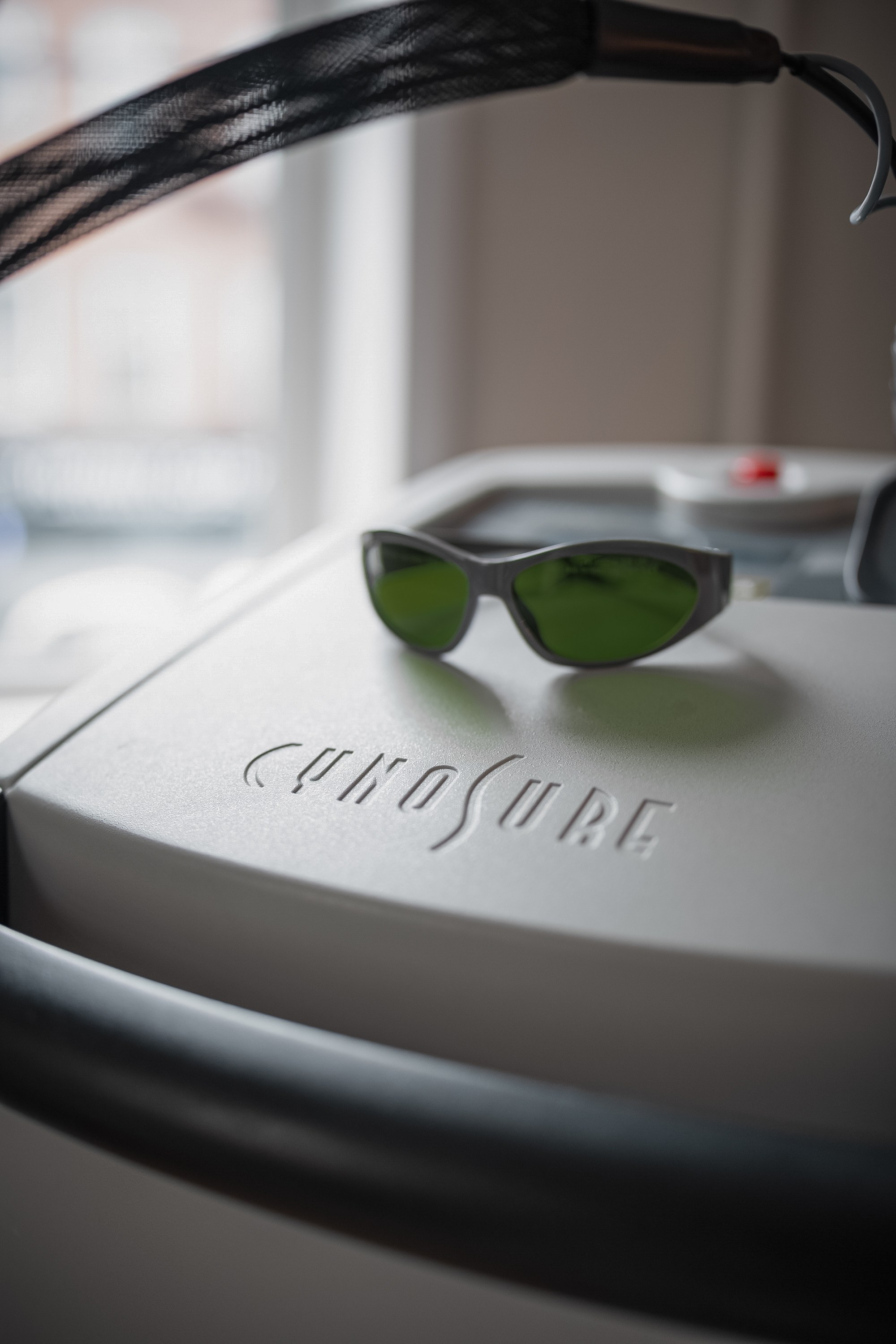 Content for beauty salon social networks. Portrait and wedding photographer in New York