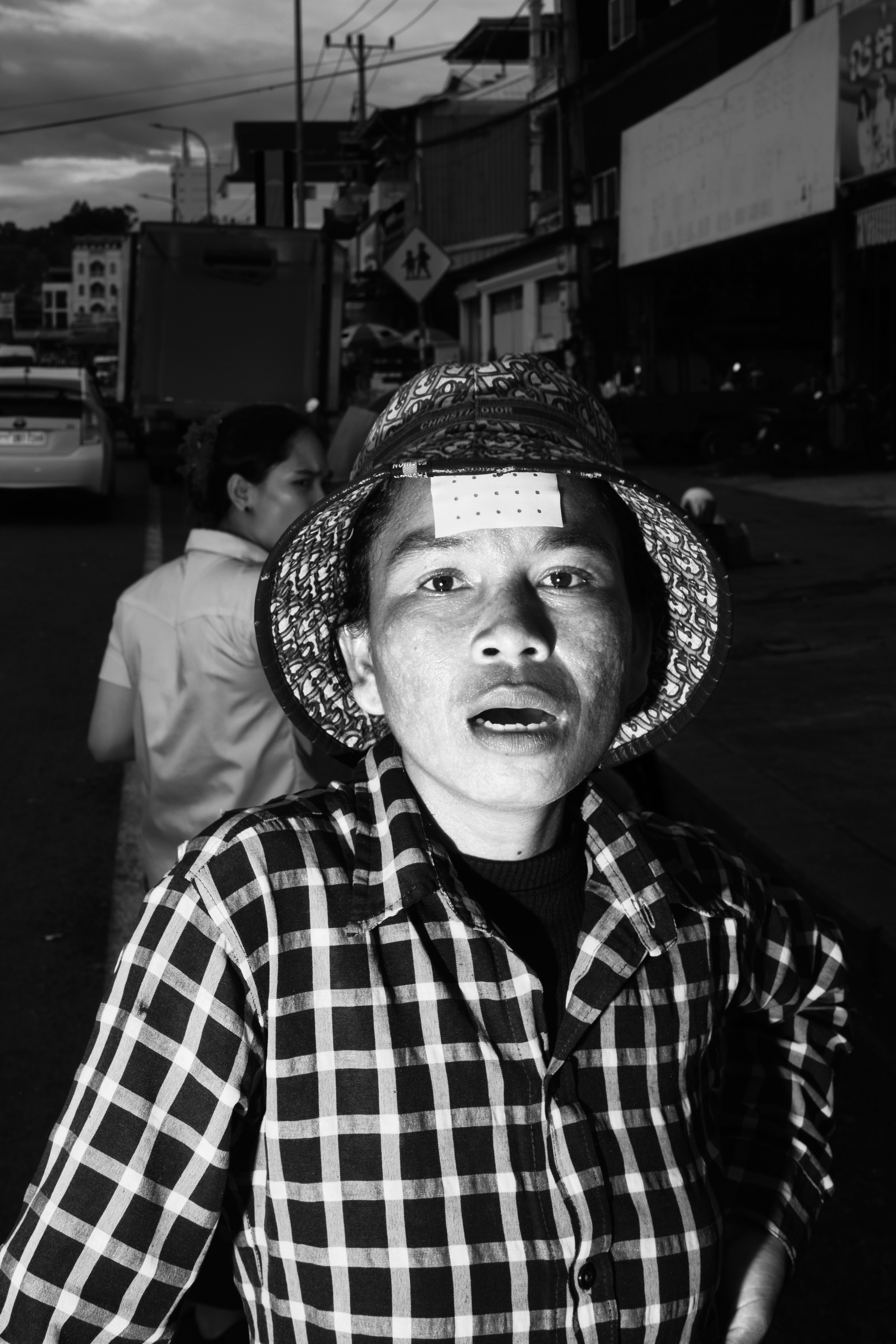 Street. Petr Nabutov. Portrait photography, Cambodia