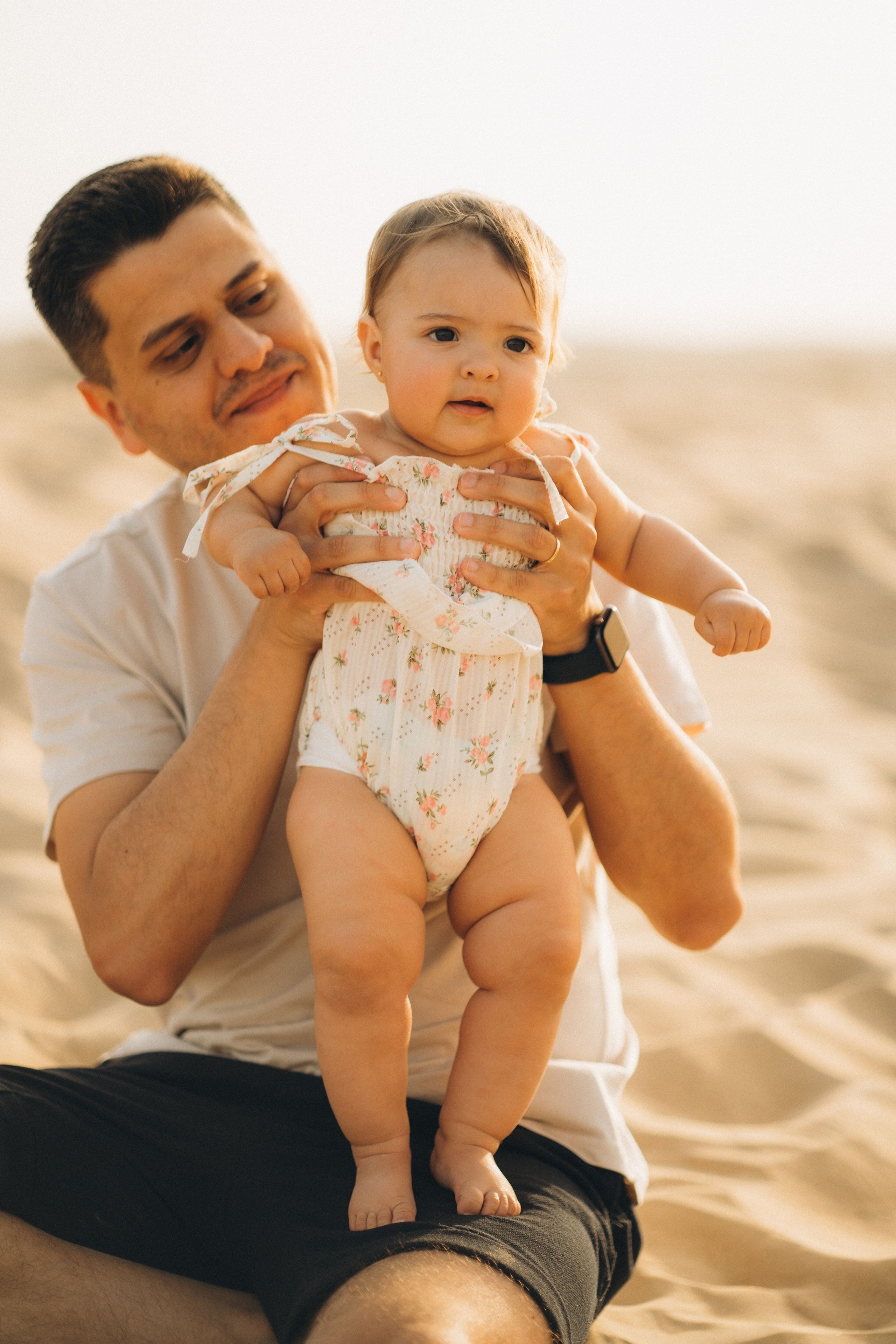 Sunset in the desert. Angela Iakovleva — Family Photographer in Dubai