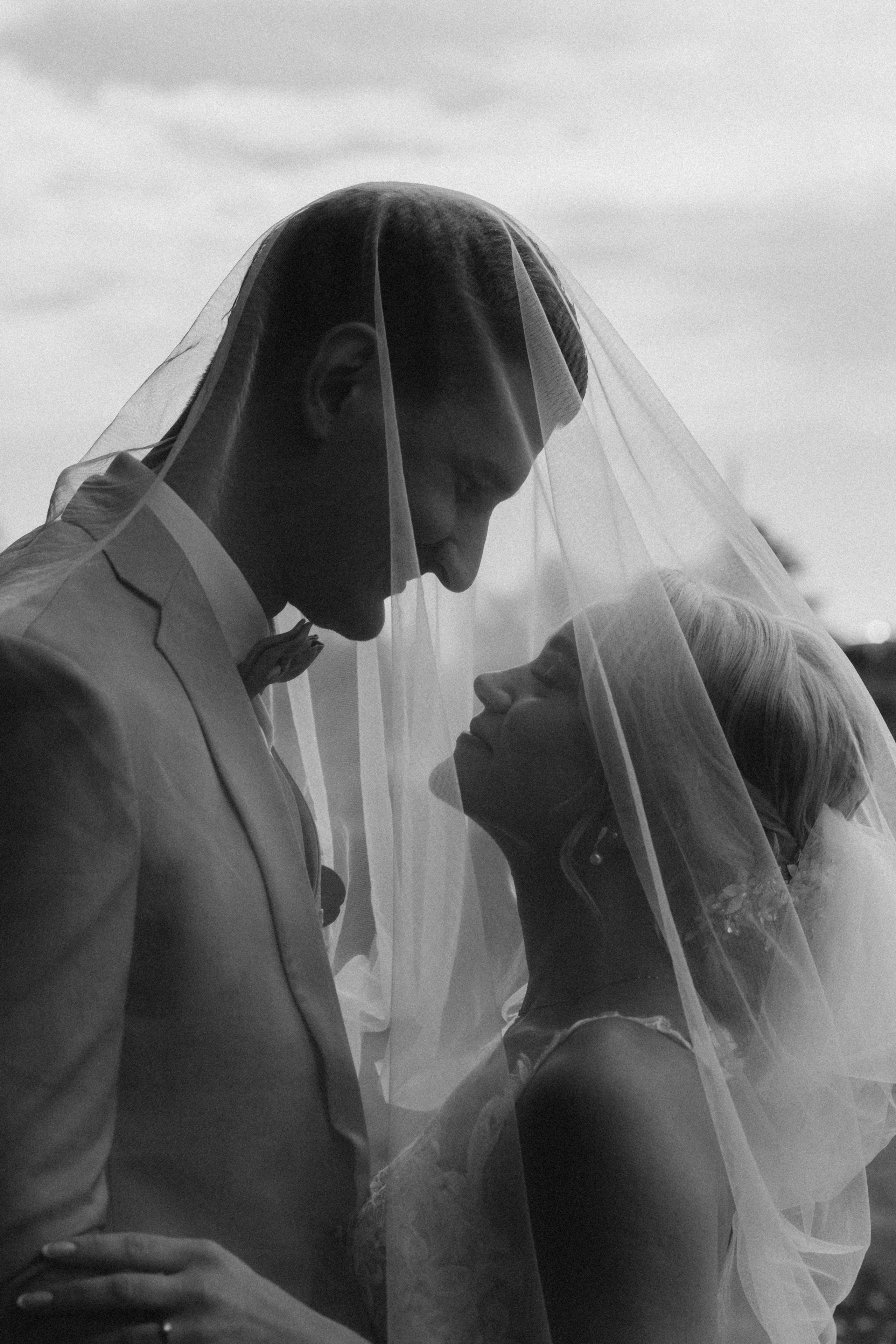 Family, photoshoot, couple. Wedding and potrait photographer in Helsinki Vickan O