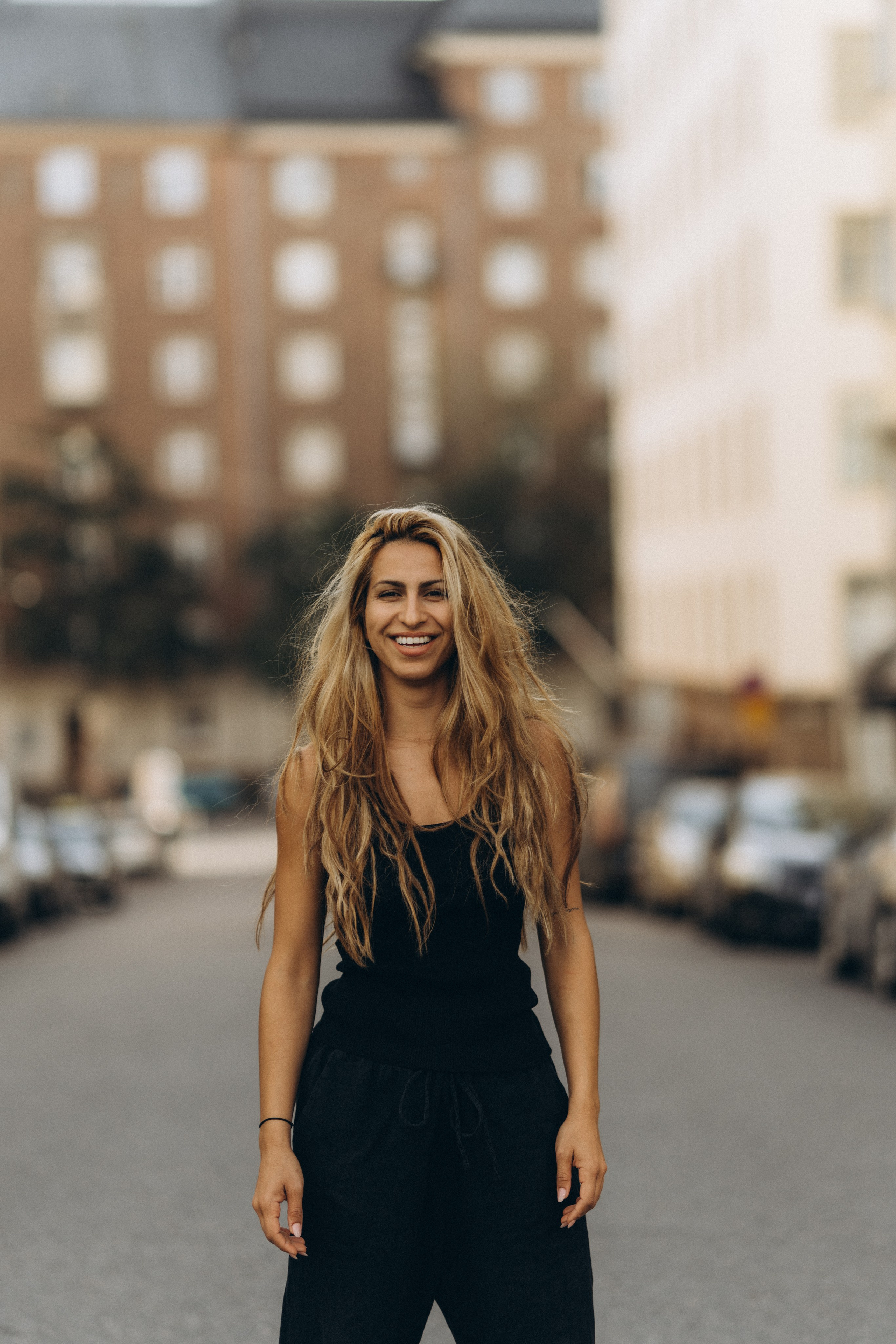 Mitra. Wedding and potrait photographer in Helsinki Vickan O