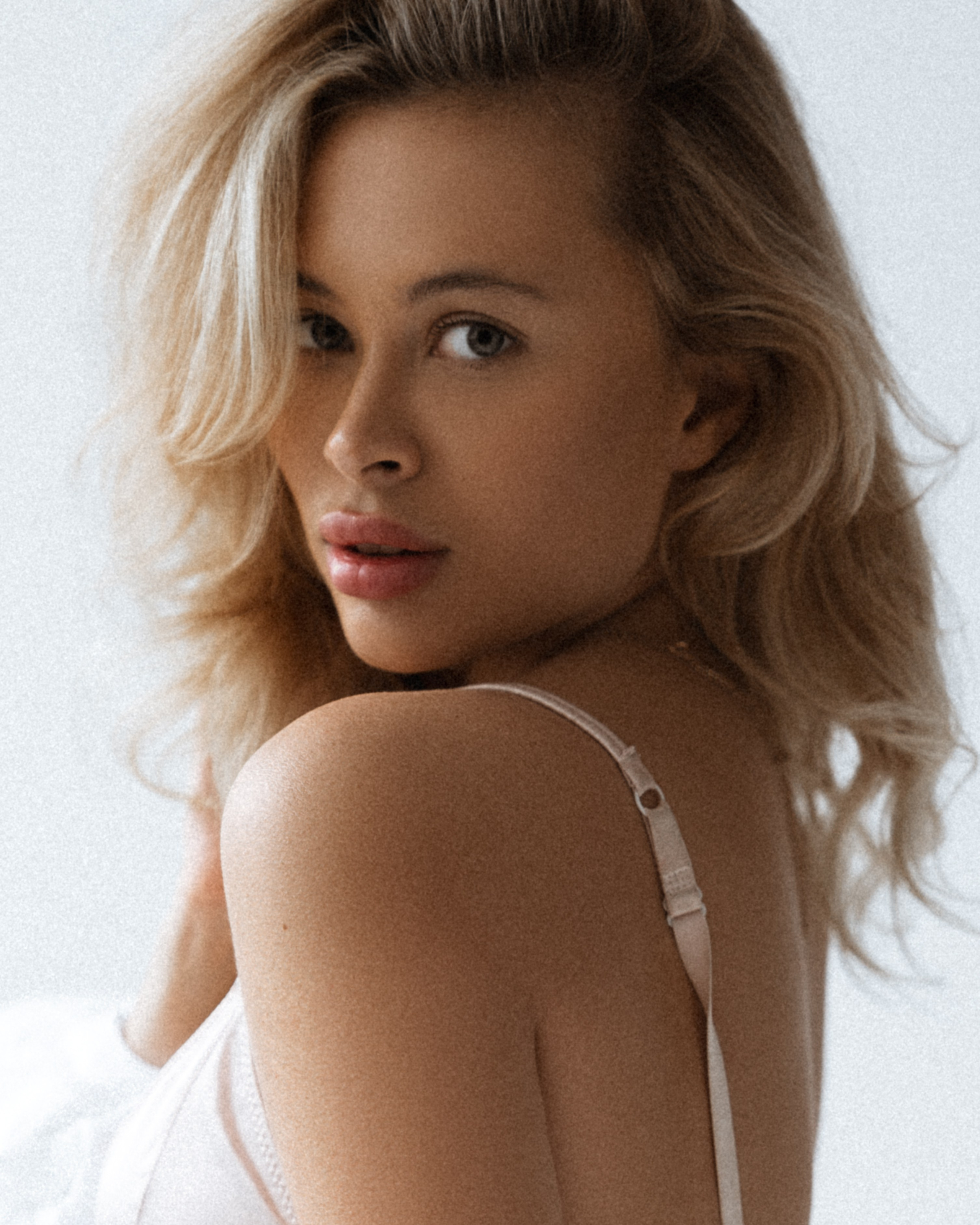 Eva. Даша Родина женский фотограф в Стамбуле